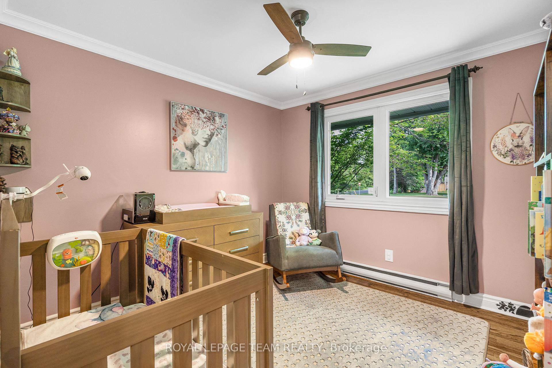 Photo 22 of 37 Promenade Avenue, Ottawa, Pineglen/Country Place — HOMEH