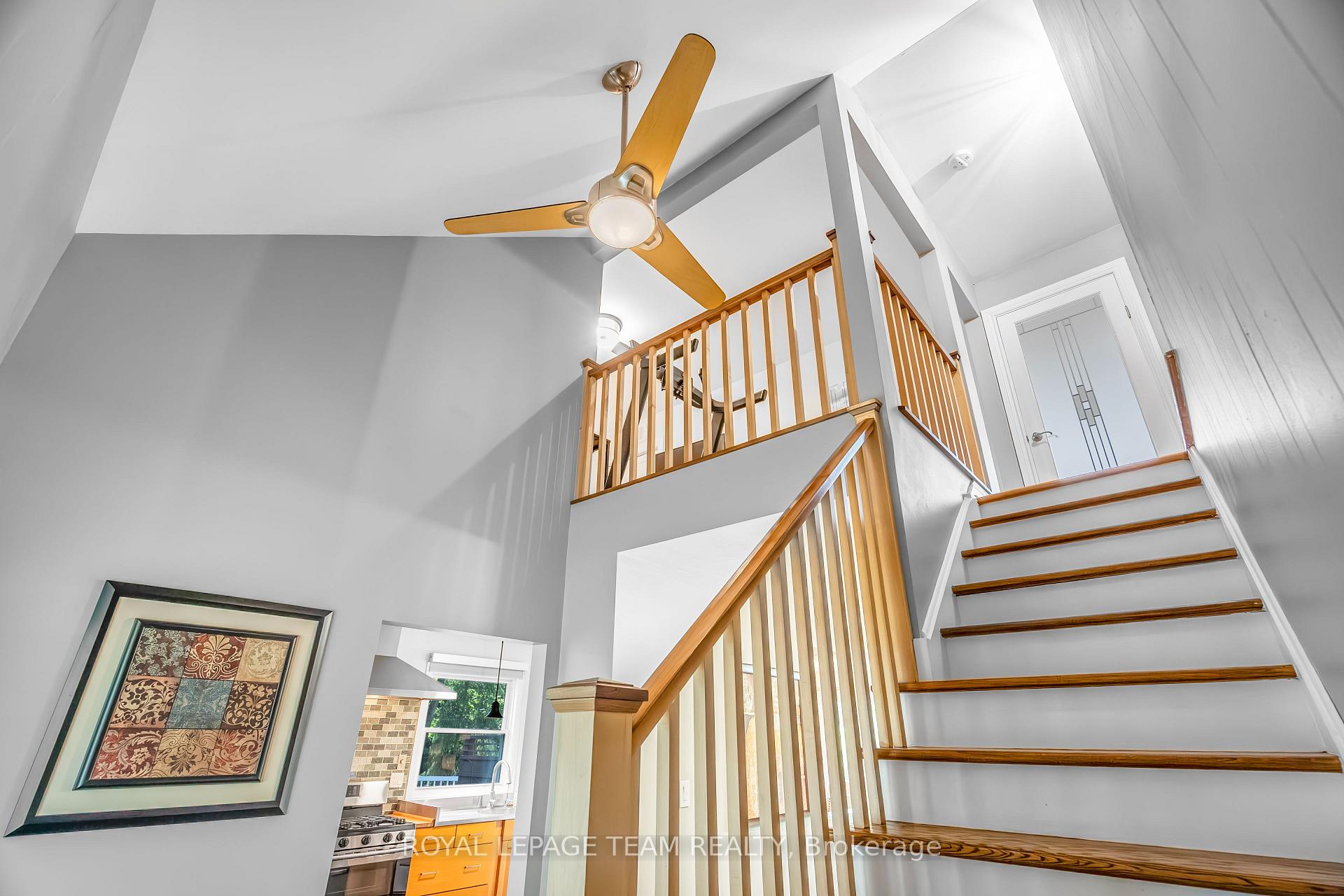 Photo 23 of 37 Promenade Avenue, Ottawa, Pineglen/Country Place — HOMEH