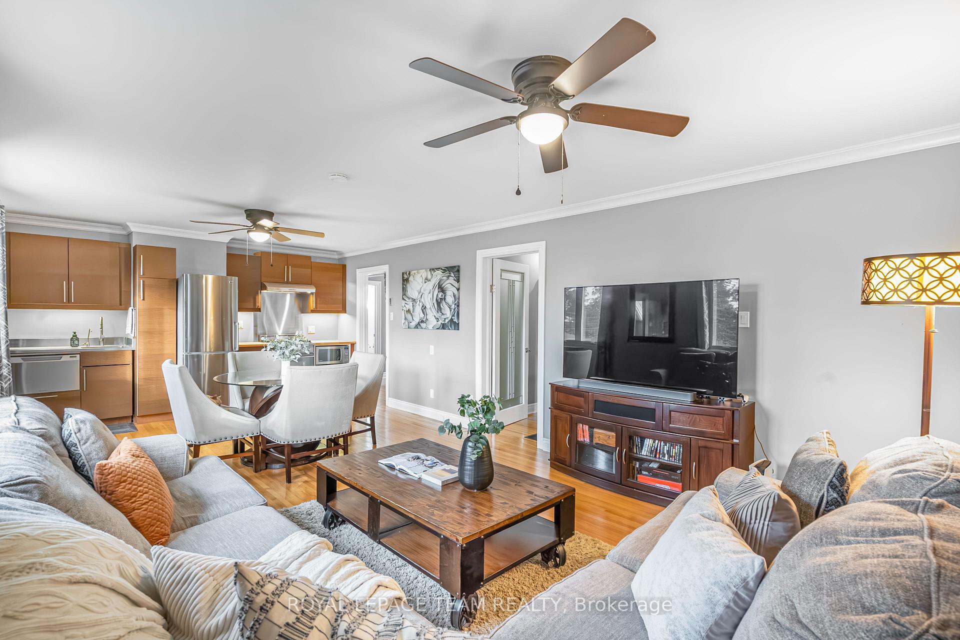 Photo 32 of 37 Promenade Avenue, Ottawa, Pineglen/Country Place — HOMEH