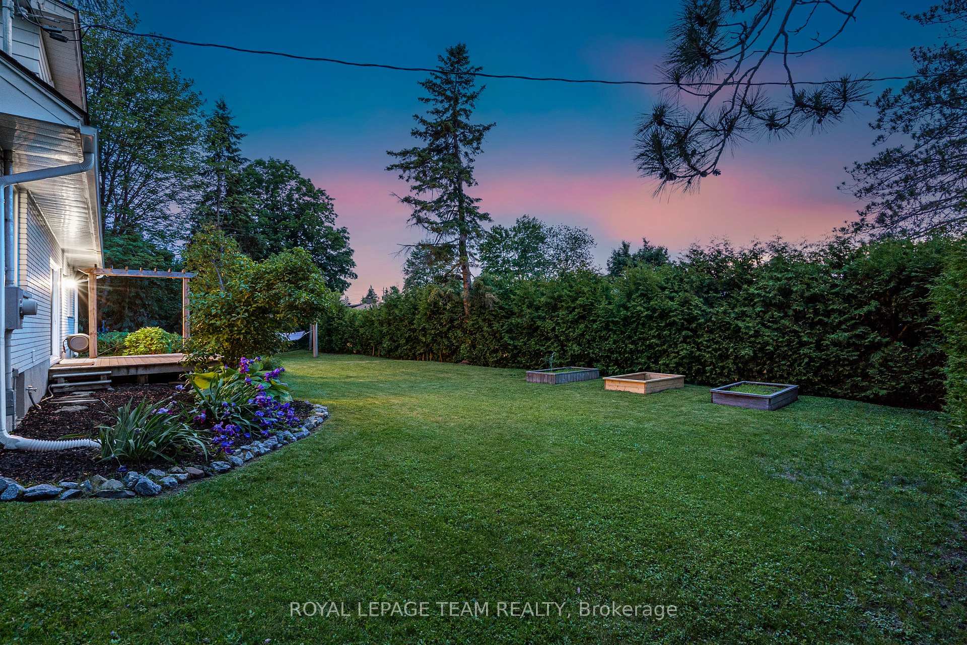 Photo 42 of 37 Promenade Avenue, Ottawa, Pineglen/Country Place — HOMEH