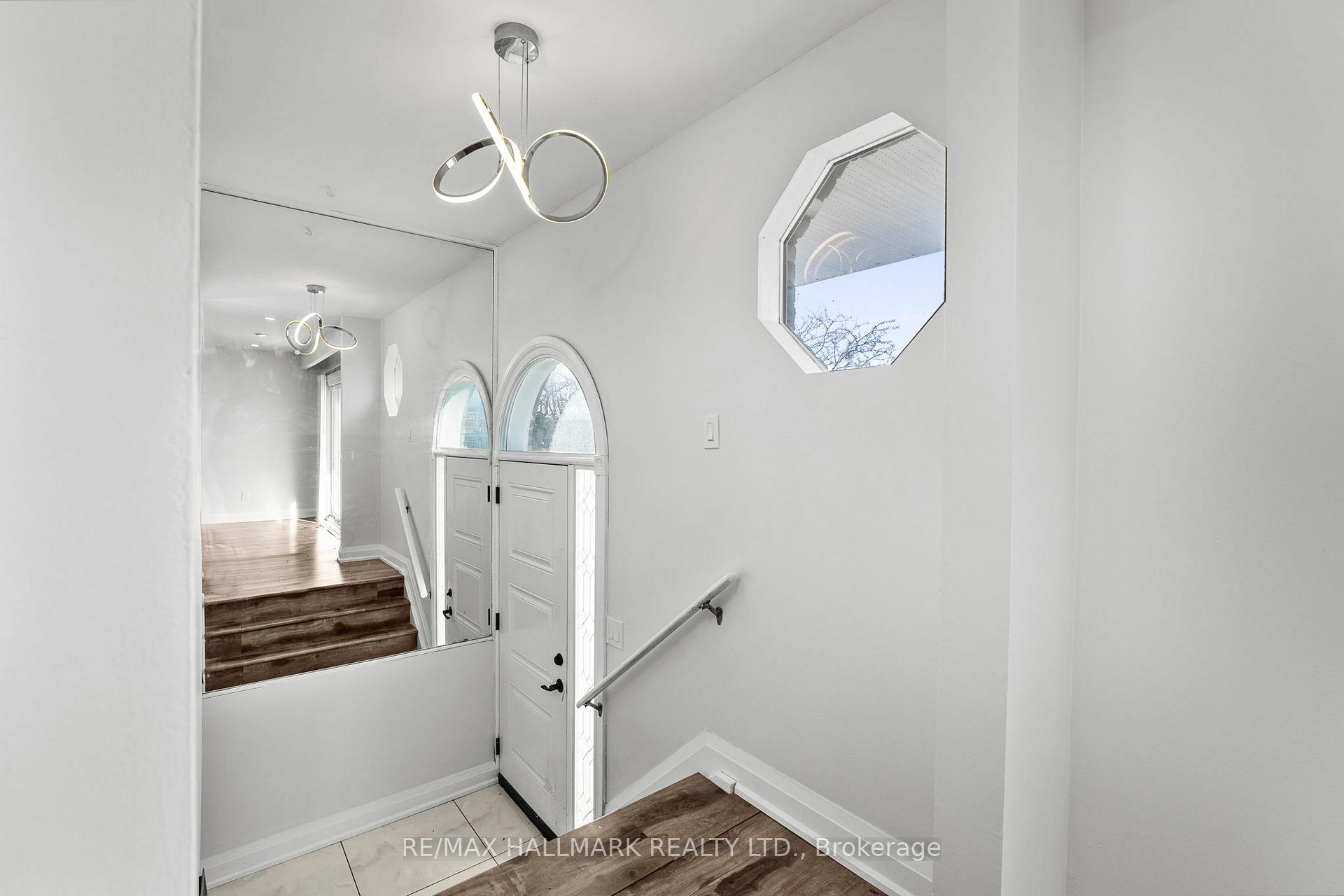 Photo 14 of 46 Bruce Beer Drive, Brampton, Madoc — HOMEH