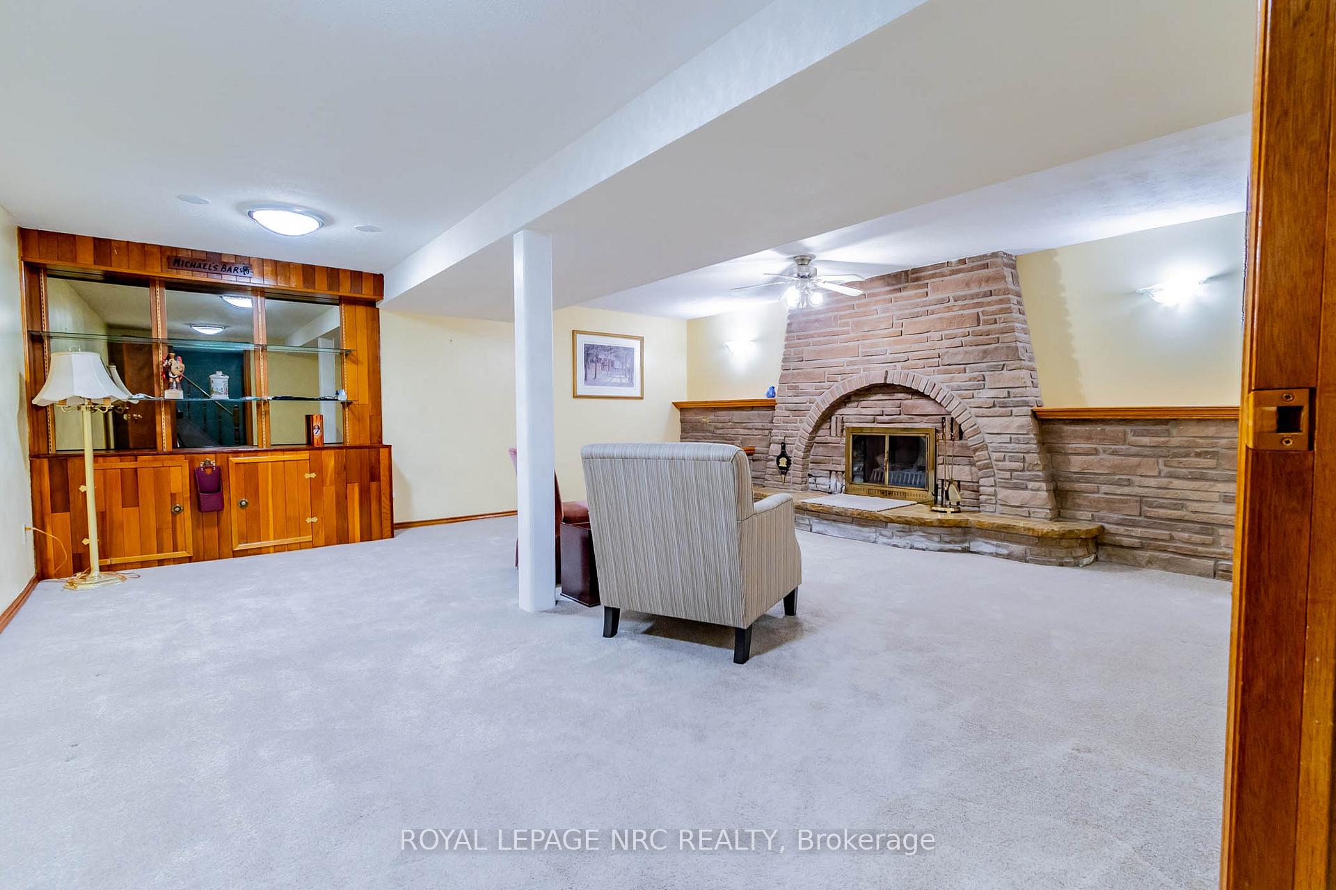 Photo 21 of 31 Loraine Drive, St. Catharines, Oakdale — HOMEH