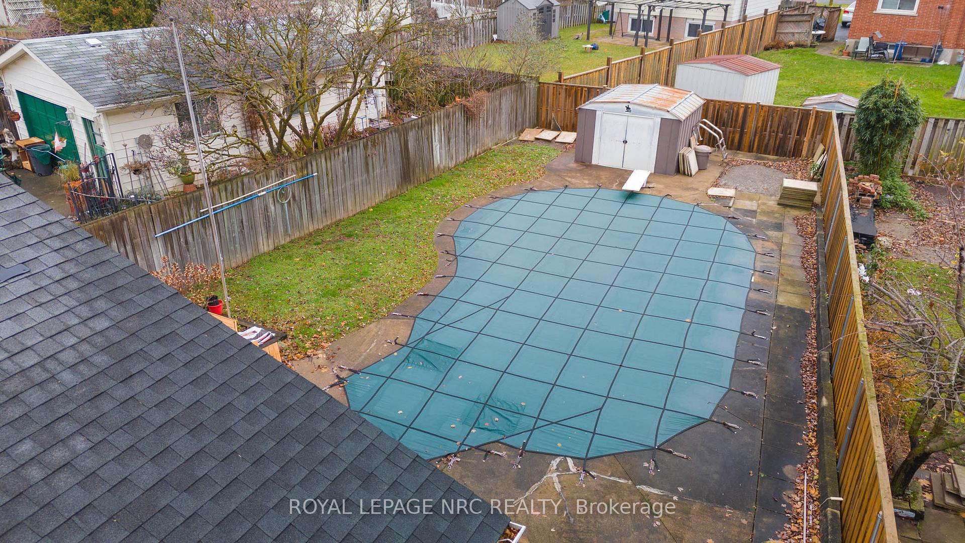 Photo 28 of 31 Loraine Drive, St. Catharines, Oakdale — HOMEH