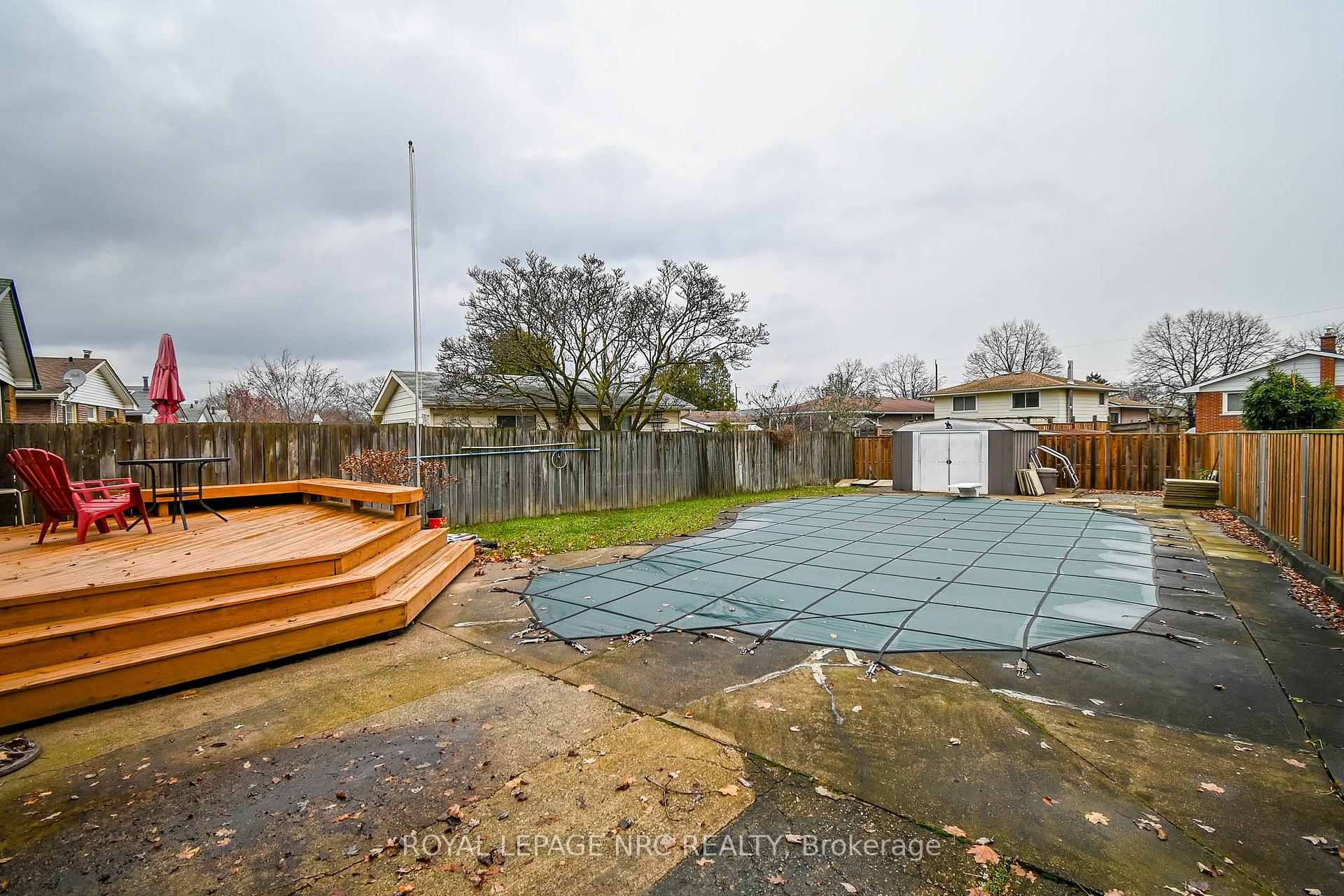 Photo 29 of 31 Loraine Drive, St. Catharines, Oakdale — HOMEH