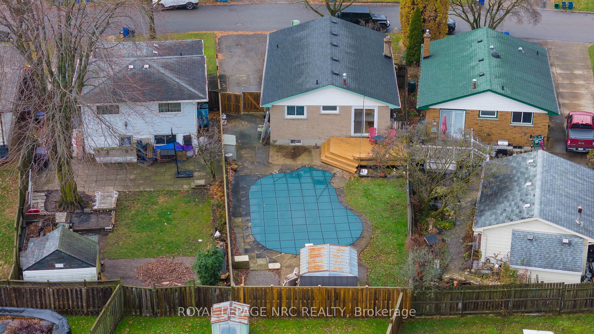 Photo 31 of 31 Loraine Drive, St. Catharines, Oakdale — HOMEH