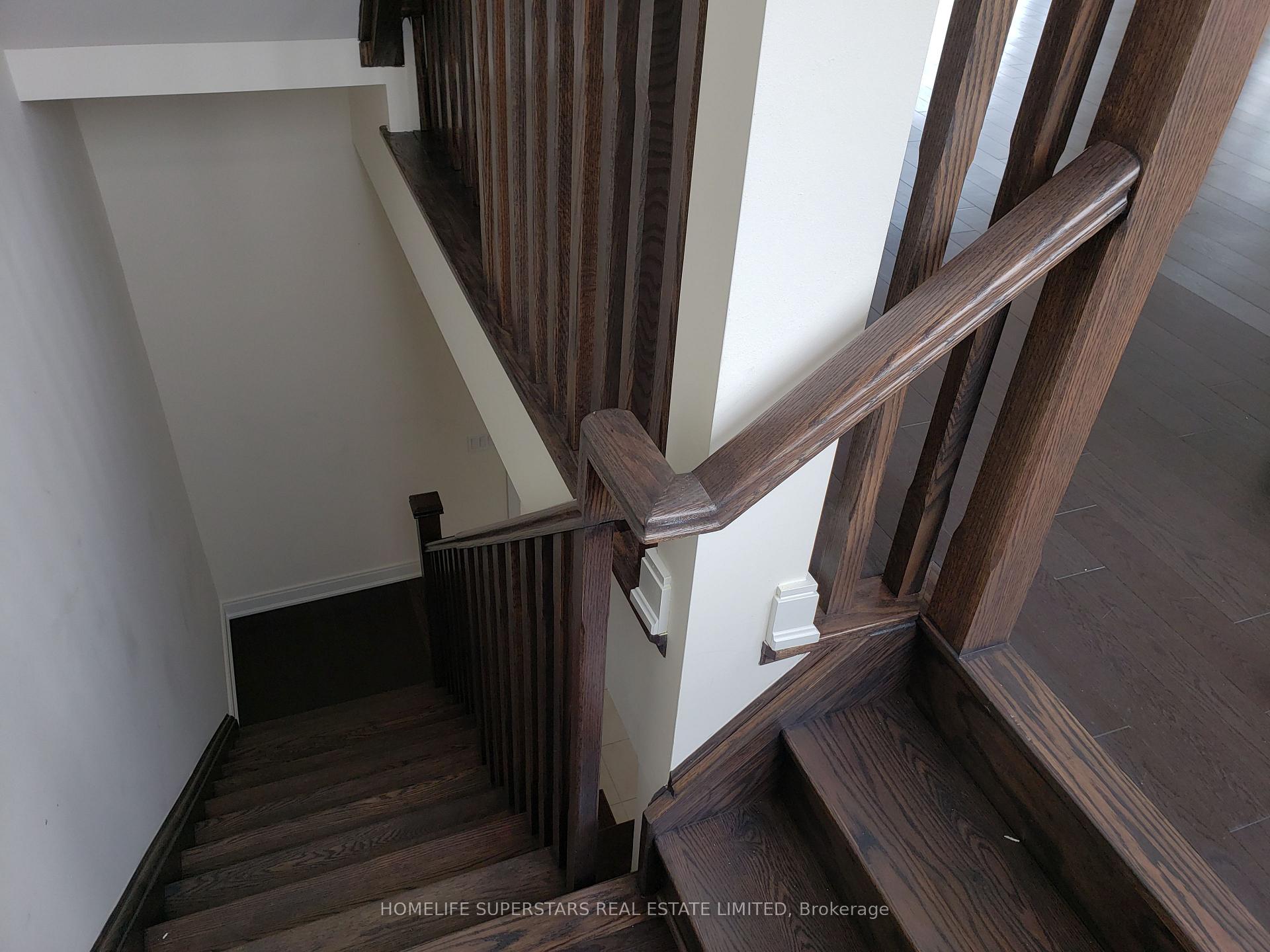 Photo 8 of 409 Veterans Drive, Brampton, Northwest Brampton — HOMEH