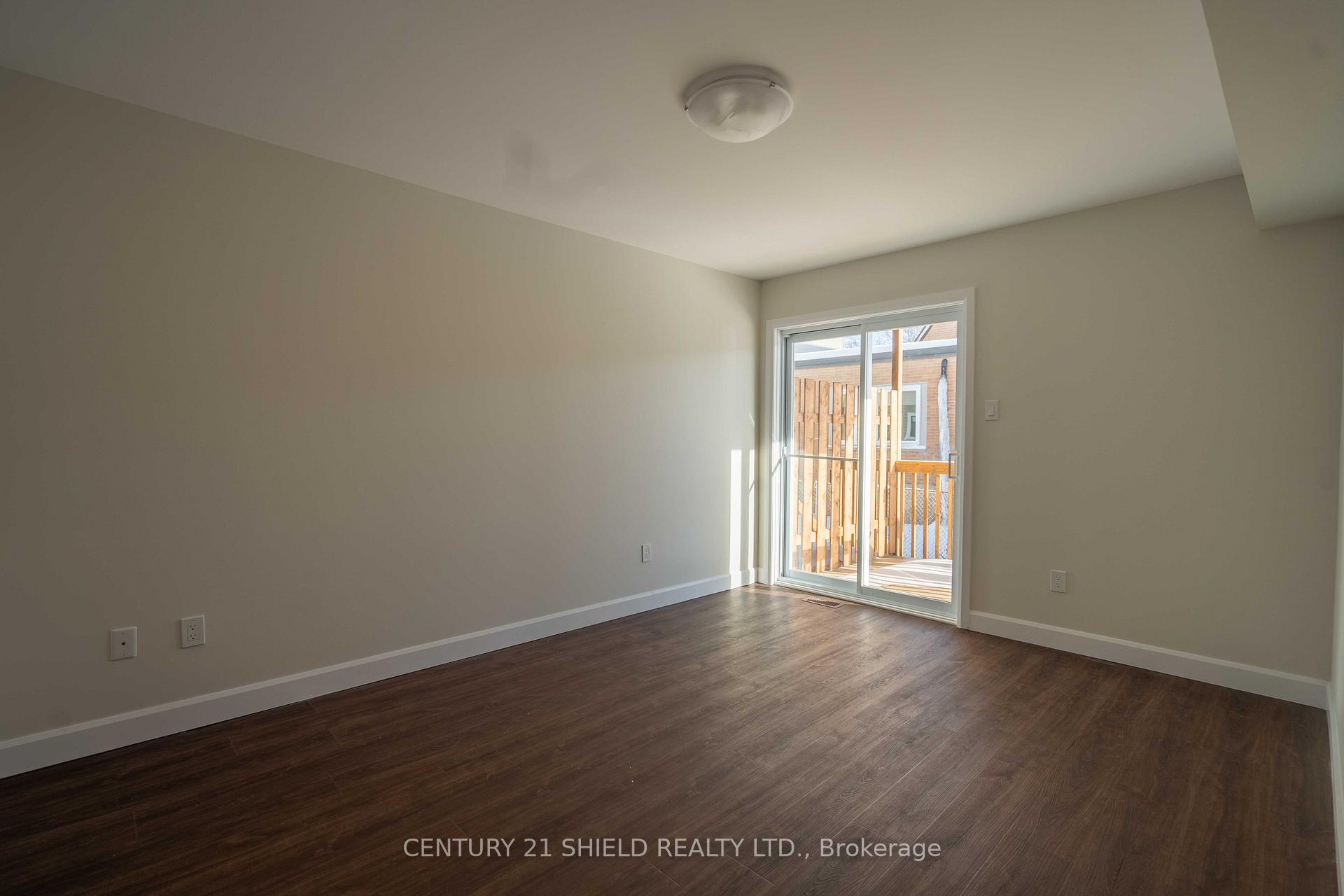 Photo 4 of 301 Kooiman Avenue, Cornwall — HOMEH