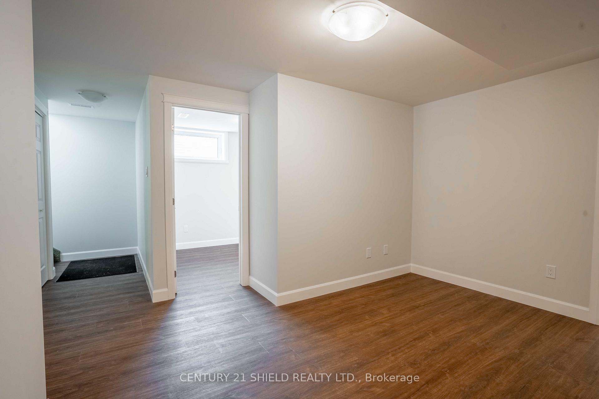 Photo 16 of 301 Kooiman Avenue, Cornwall — HOMEH