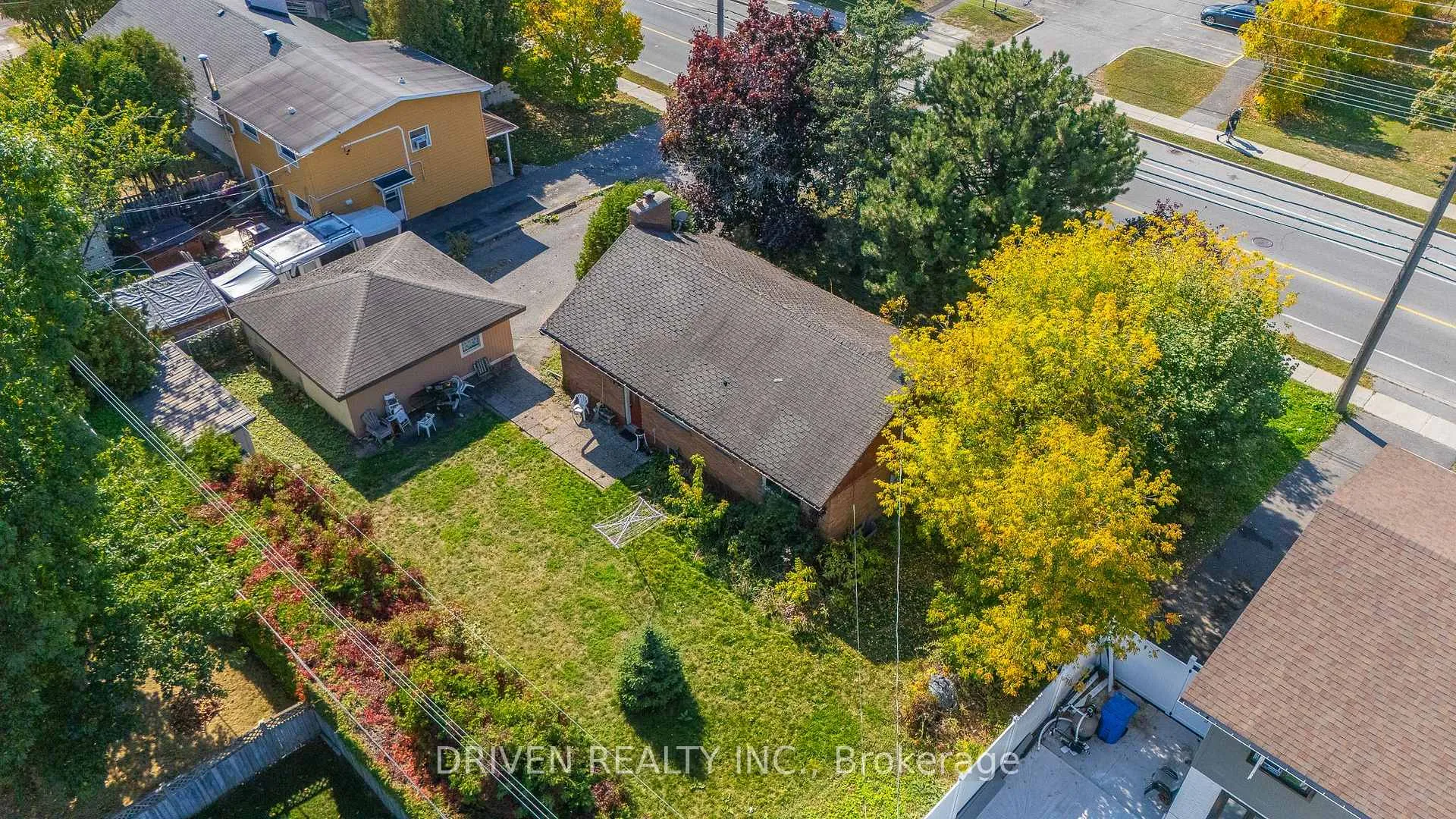 Photo 6 of 2175 St Laurent Boulevard, Ottawa, Hawthorne Meadows — HOMEH