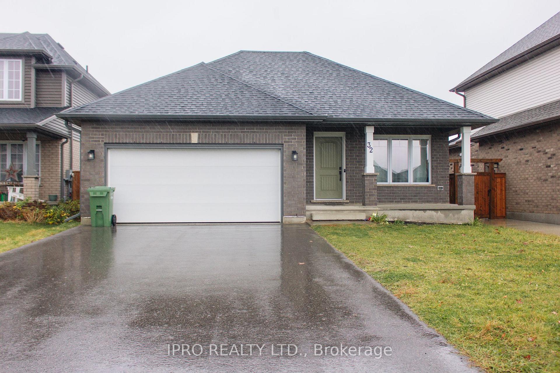 Front of 32 Ambrosia Path