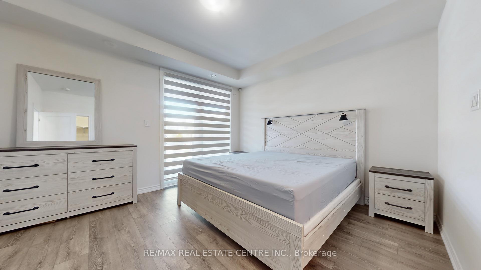 Photo 9 of Unit 22, 40 Knotsberry Circle, Brampton, Bram West — HOMEH