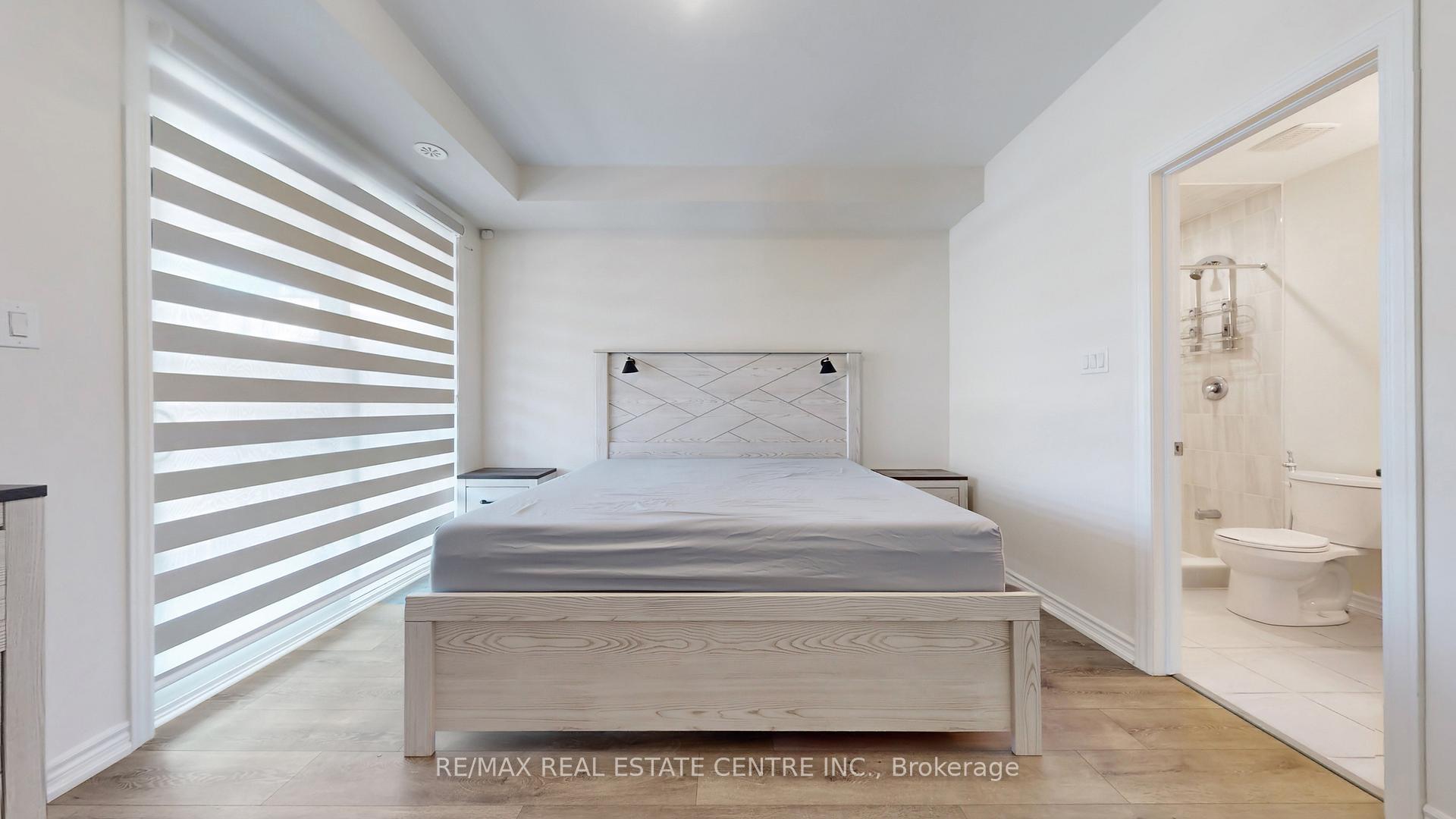 Photo 10 of Unit 22, 40 Knotsberry Circle, Brampton, Bram West — HOMEH