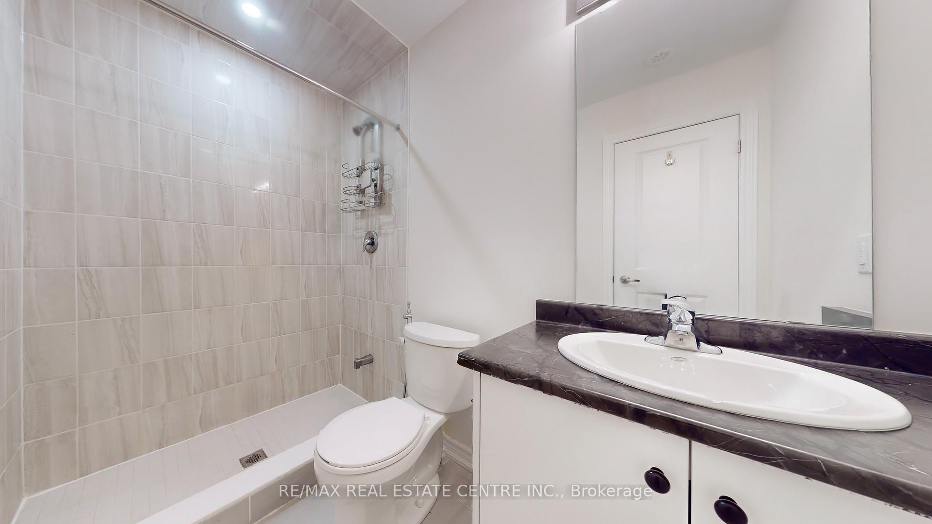 Photo 12 of Unit 22, 40 Knotsberry Circle, Brampton, Bram West — HOMEH
