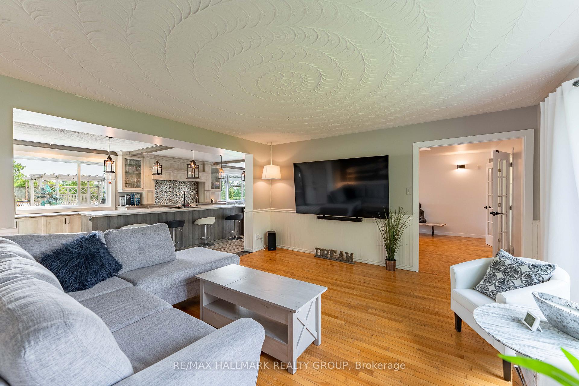 Photo 6 of 2914 Pattee Road E, Champlain, Champlain Twp — HOMEH