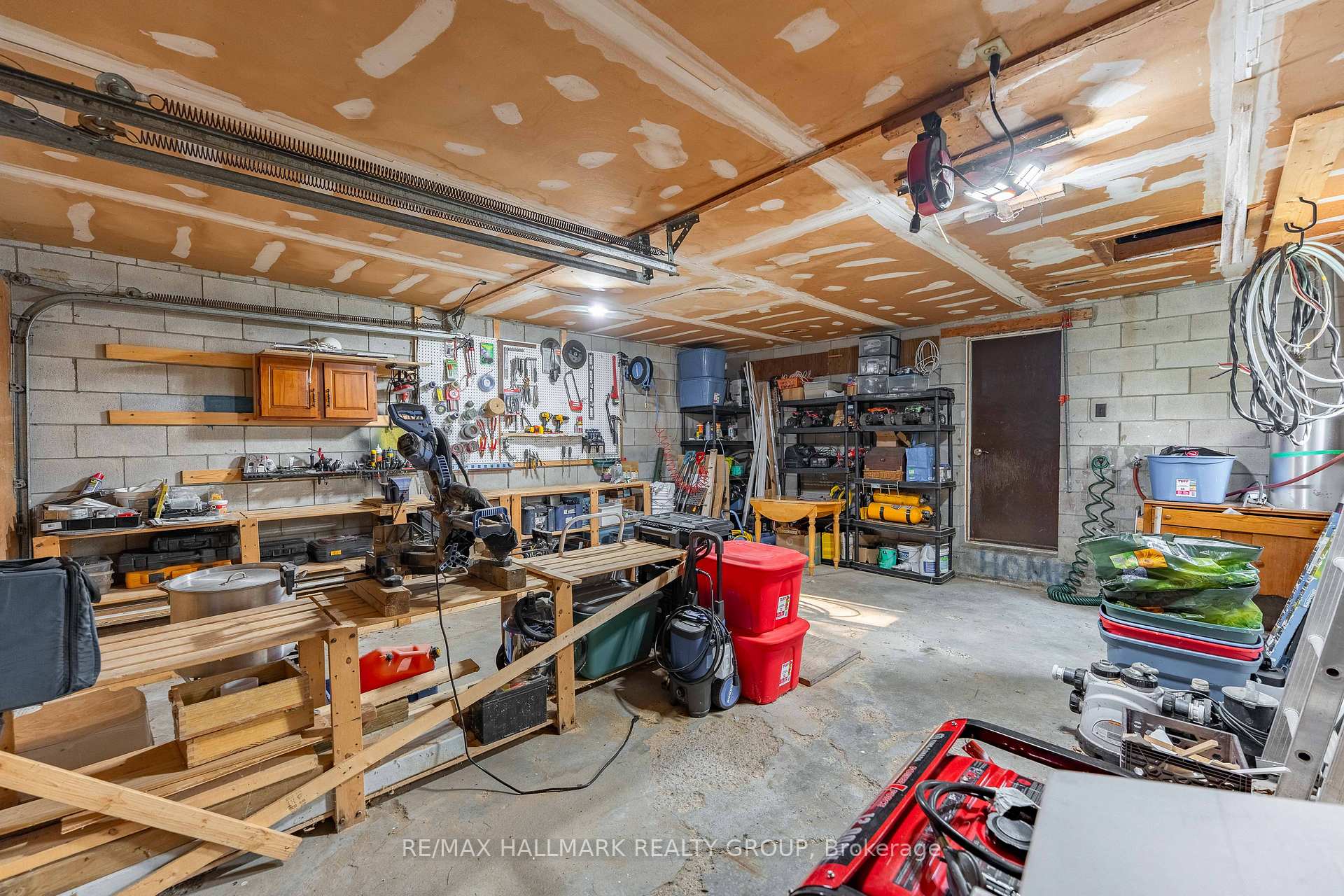 Photo 37 of 2914 Pattee Road E, Champlain, Champlain Twp — HOMEH