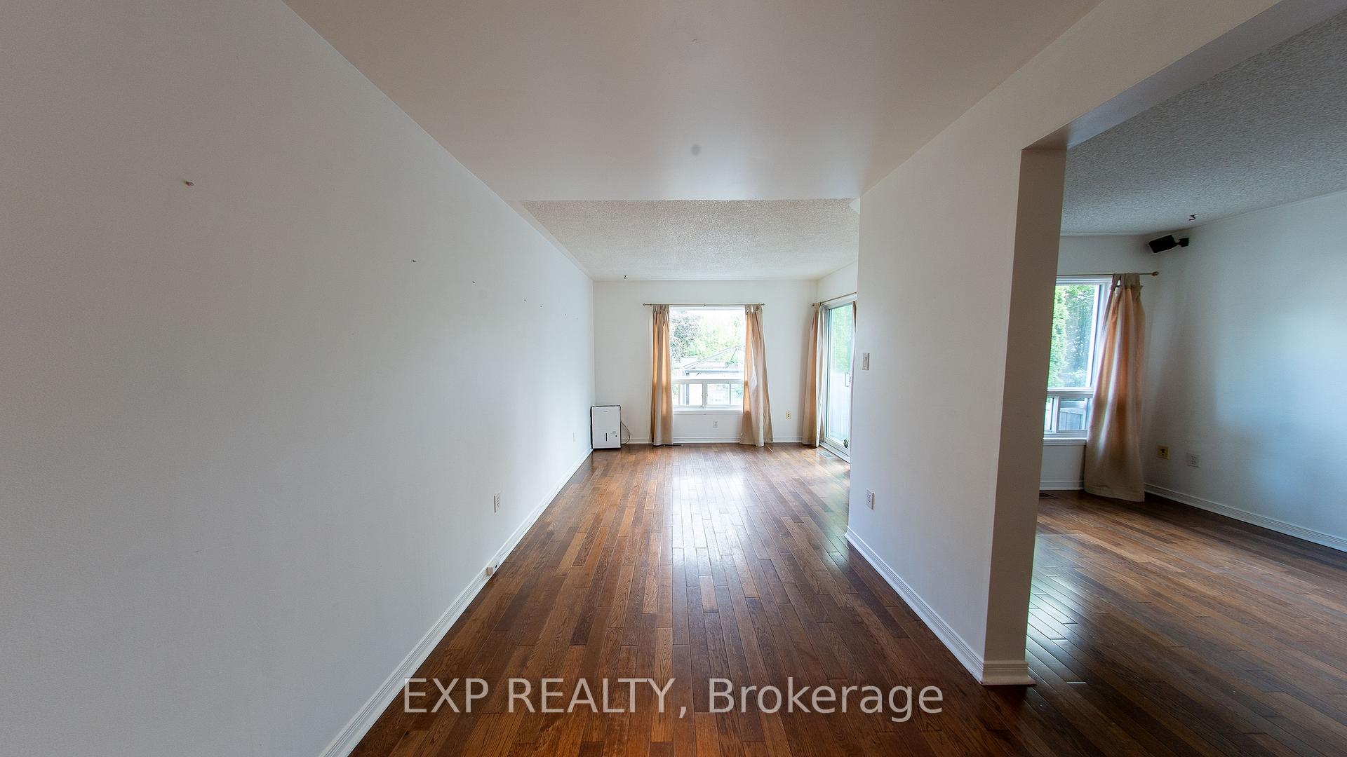 Photo 11 of 4347 Sunwood Crescent, Ottawa, Carson Grove — HOMEH
