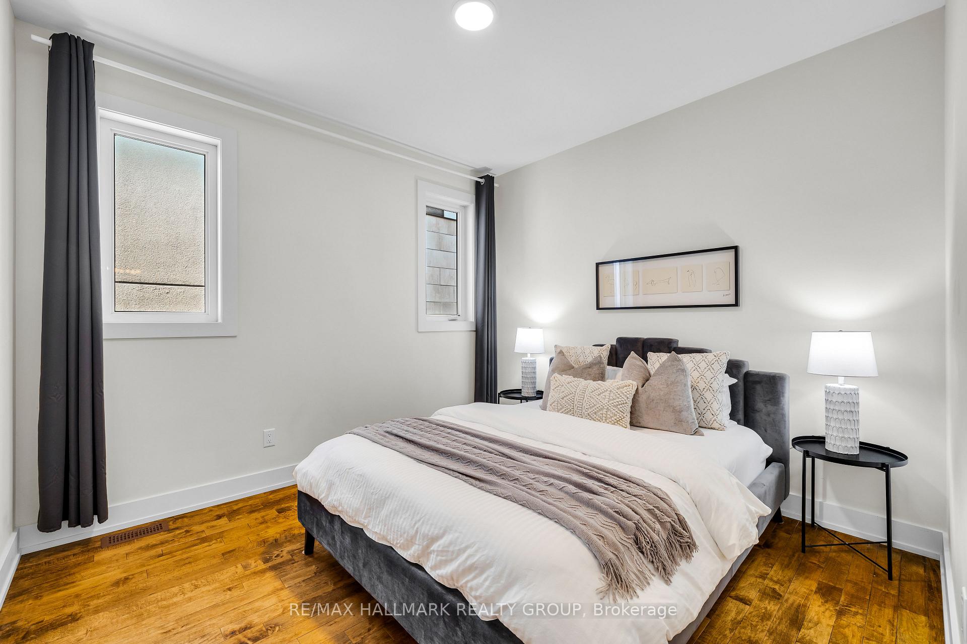 Photo 18 of 42B Young Street, Ottawa, West Centre Town — HOMEH