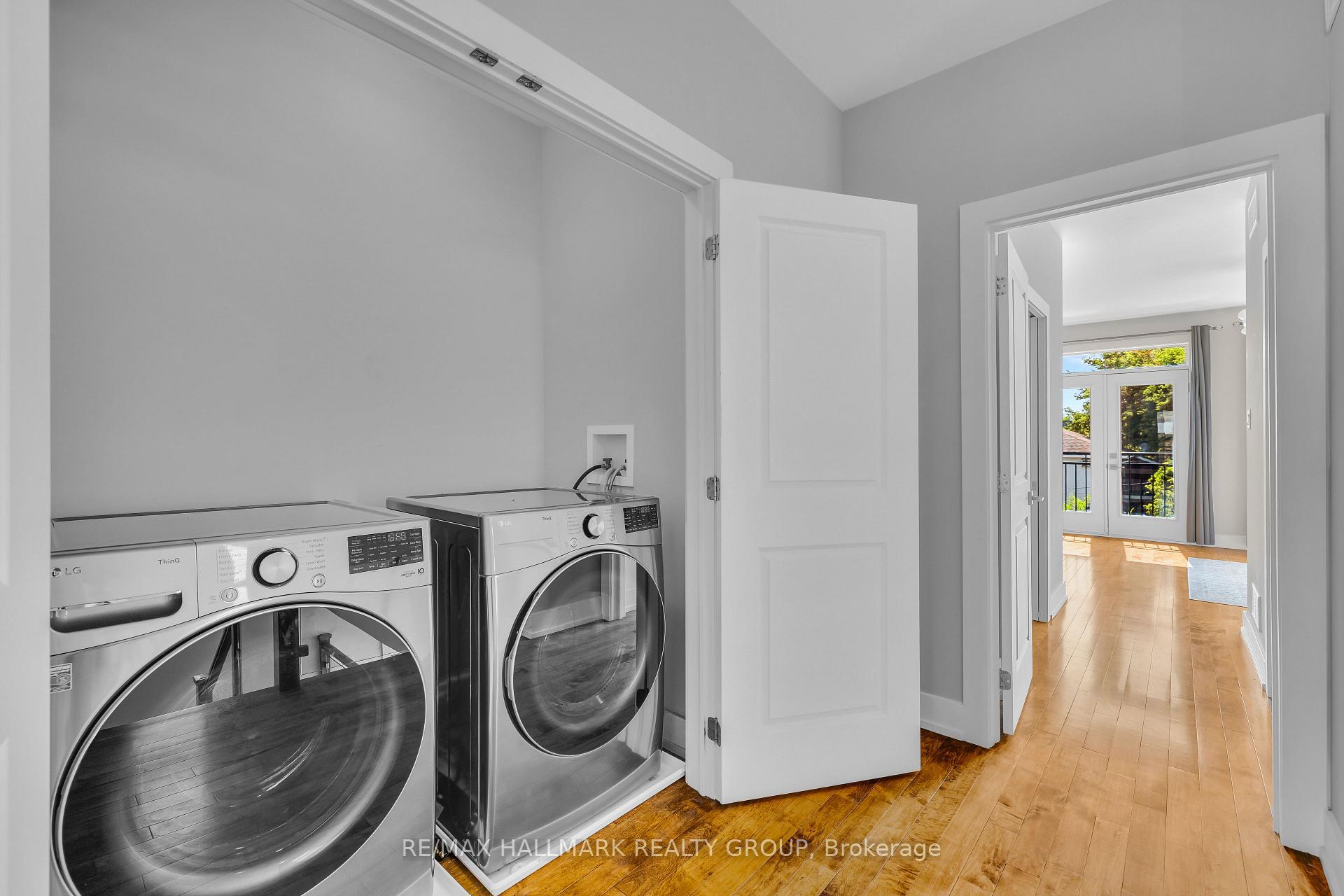 Photo 27 of 42B Young Street, Ottawa, West Centre Town — HOMEH