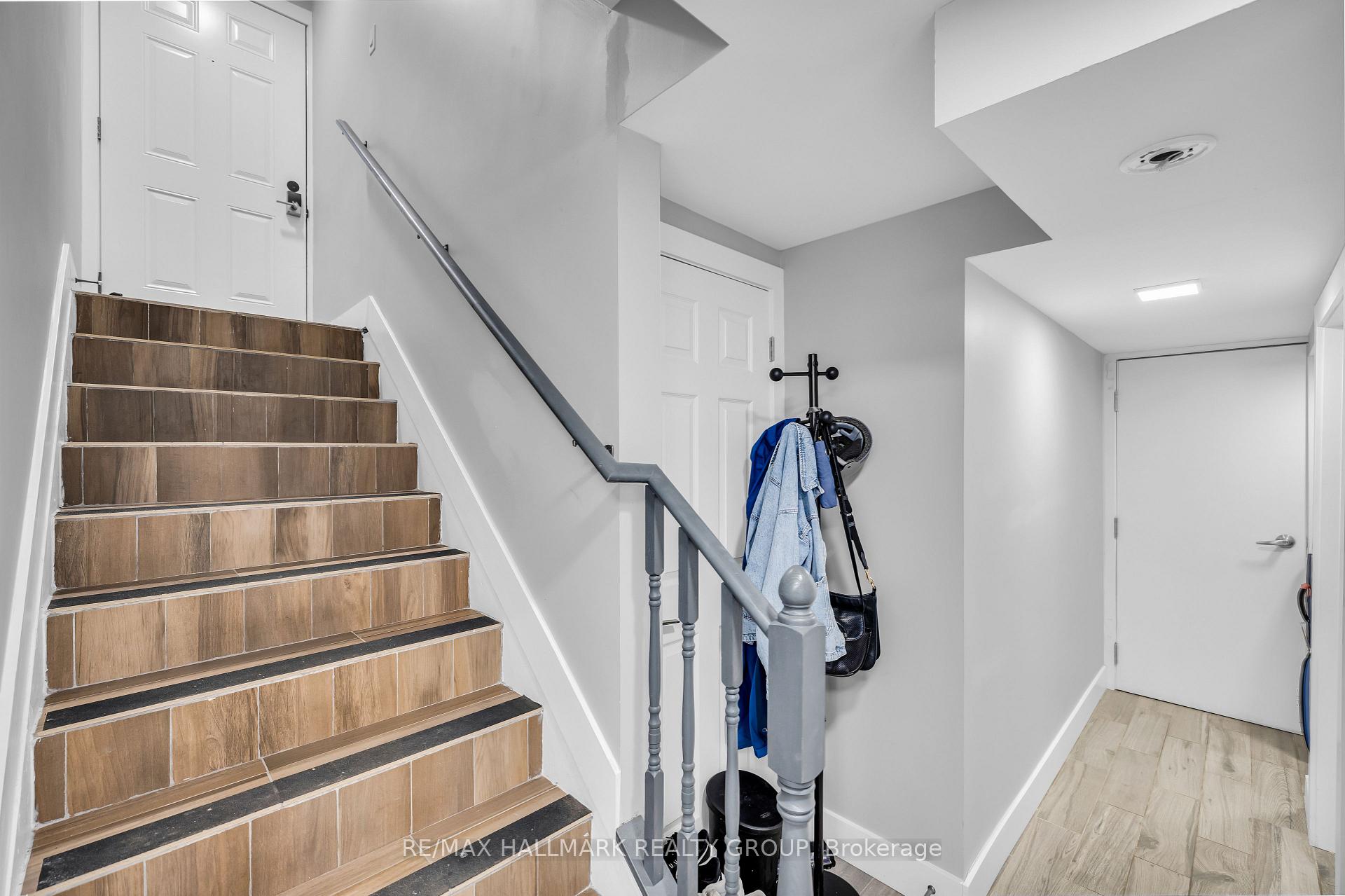 Photo 22 of 42B Young Street, Ottawa, West Centre Town — HOMEH