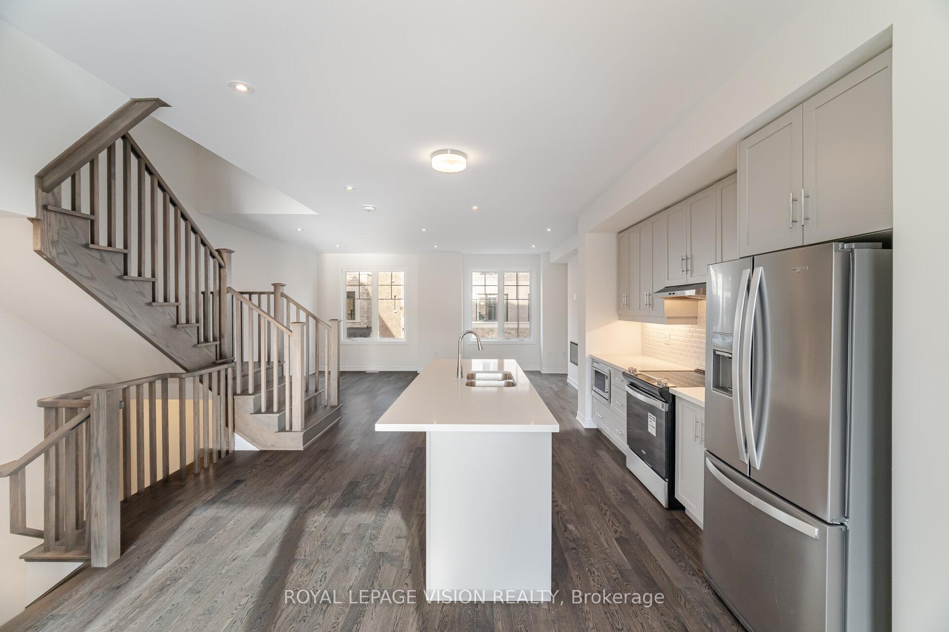Photo 5 of 22 Folcroft Street, Brampton, Credit Valley — HOMEH
