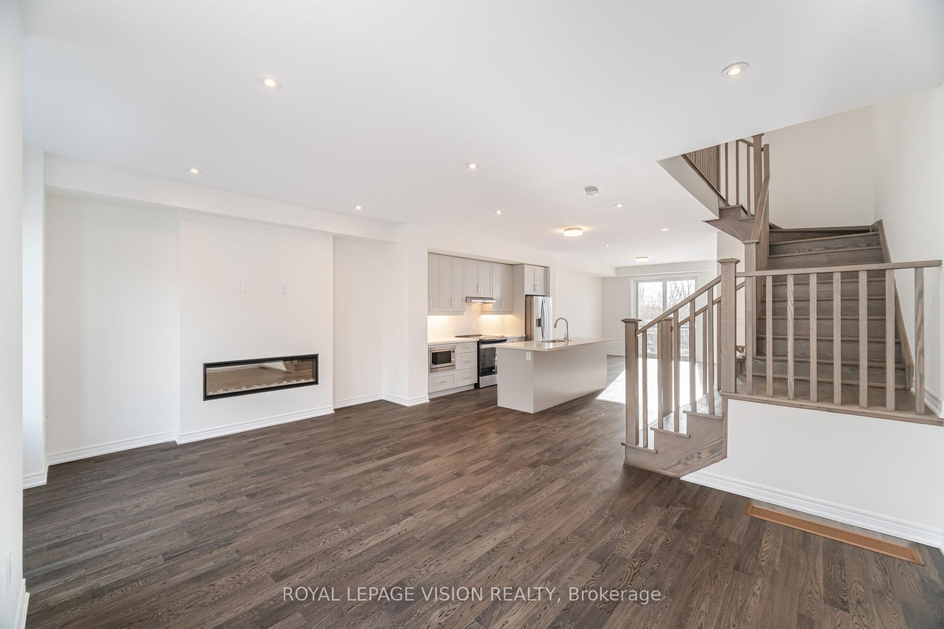 Photo 11 of 22 Folcroft Street, Brampton, Credit Valley — HOMEH
