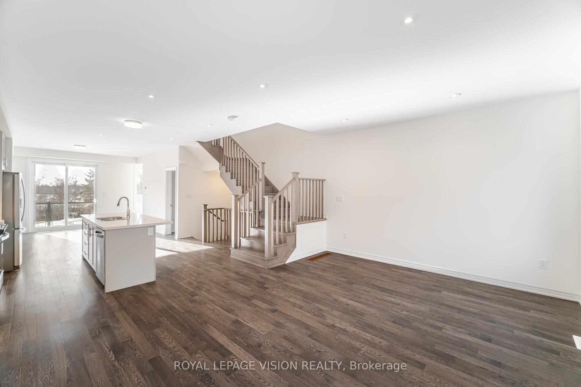 Photo 12 of 22 Folcroft Street, Brampton, Credit Valley — HOMEH