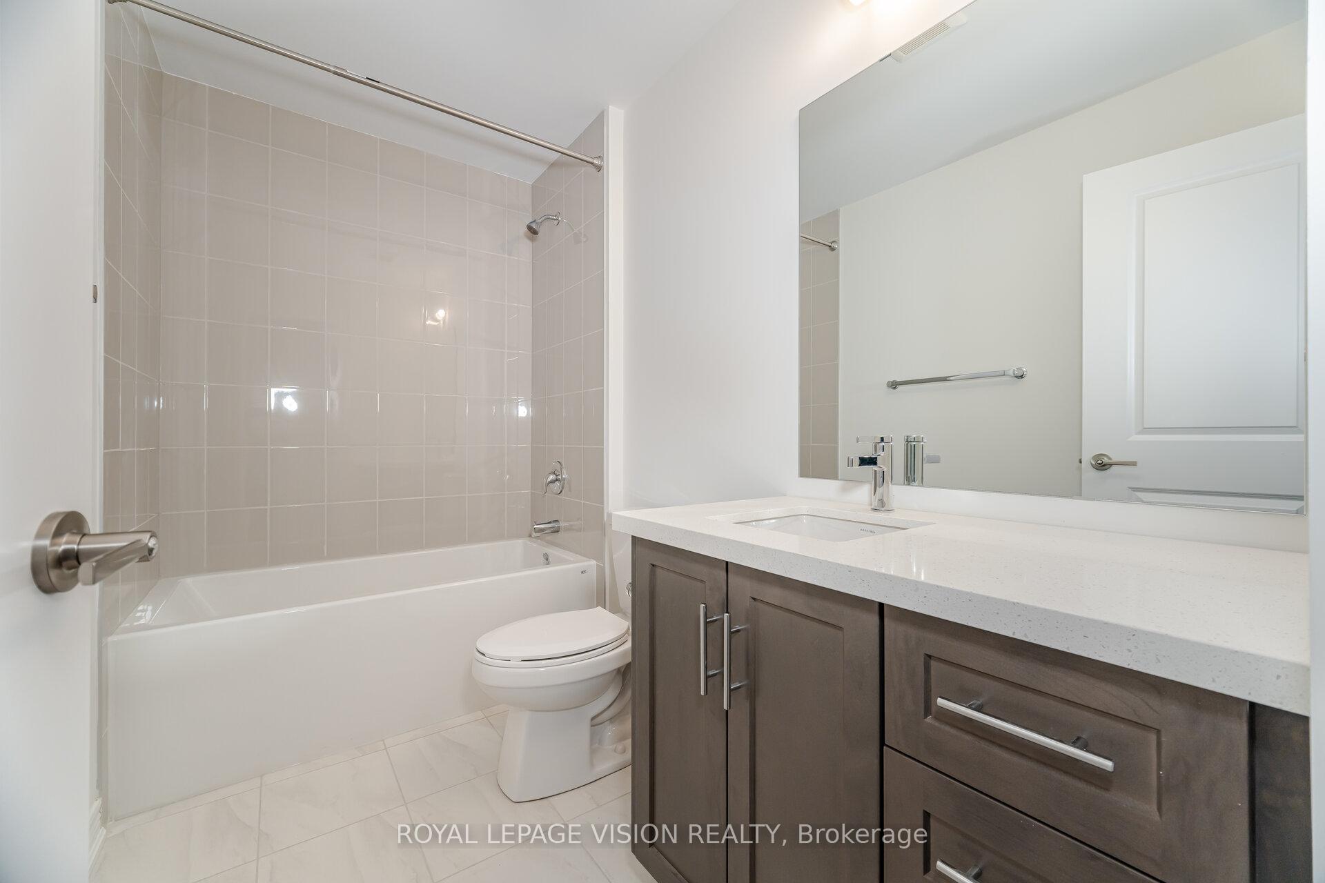 Photo 32 of 22 Folcroft Street, Brampton, Credit Valley — HOMEH