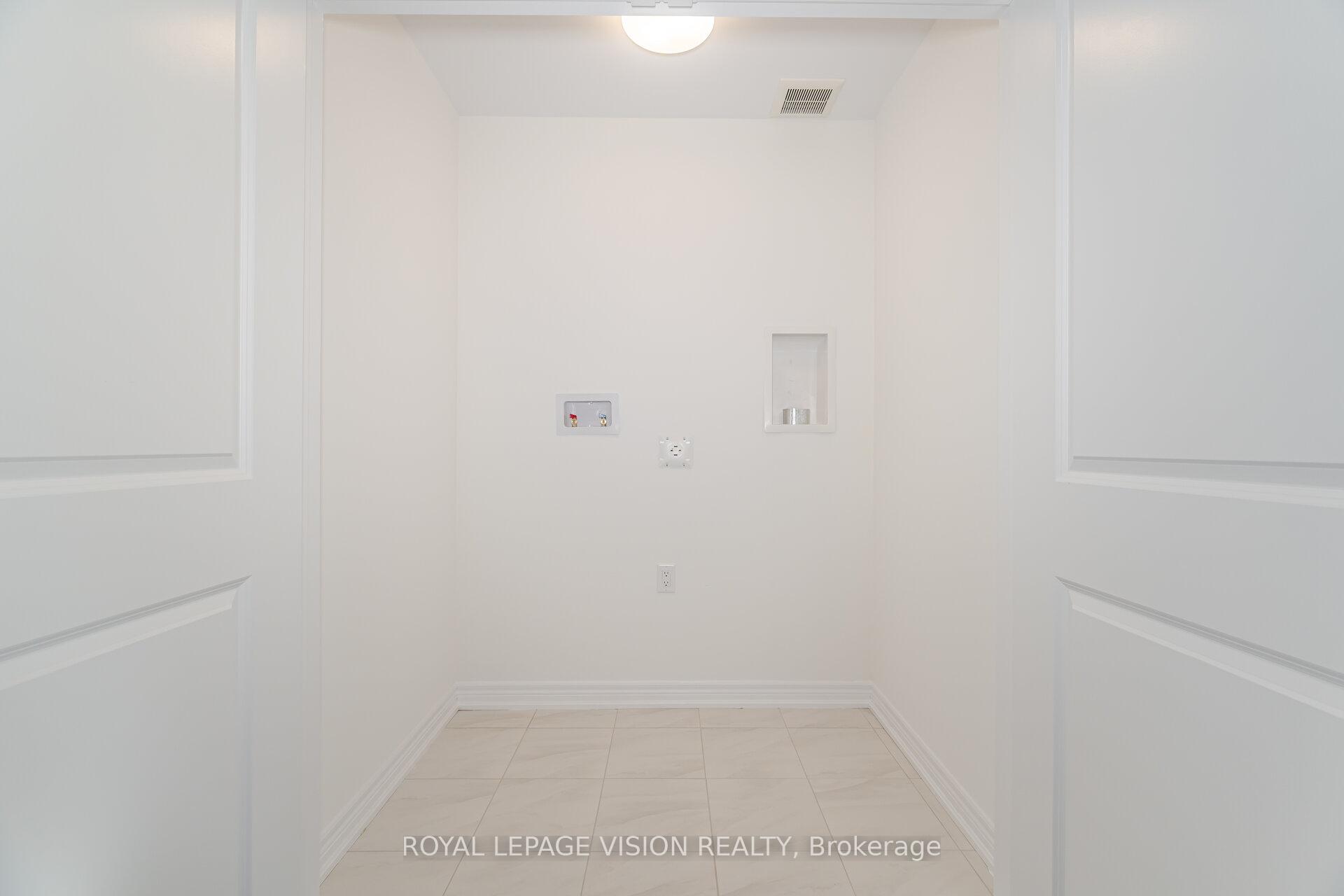 Photo 33 of 22 Folcroft Street, Brampton, Credit Valley — HOMEH
