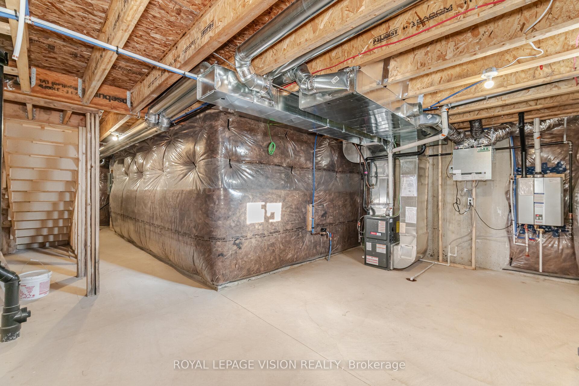 Photo 38 of 22 Folcroft Street, Brampton, Credit Valley — HOMEH