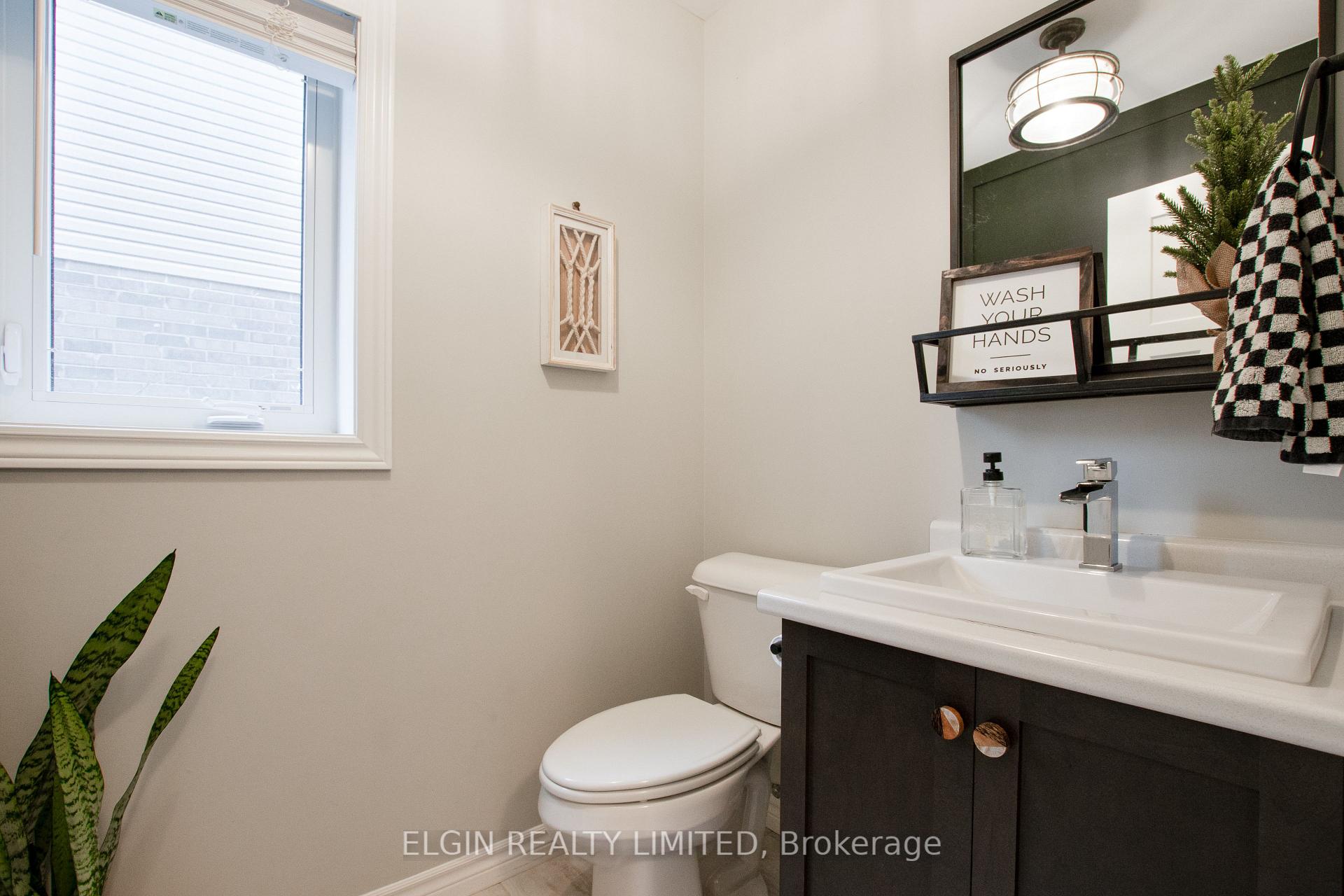 Photo 19 of 184 Emery Street, Central Elgin, Rural Central Elgin — HOMEH