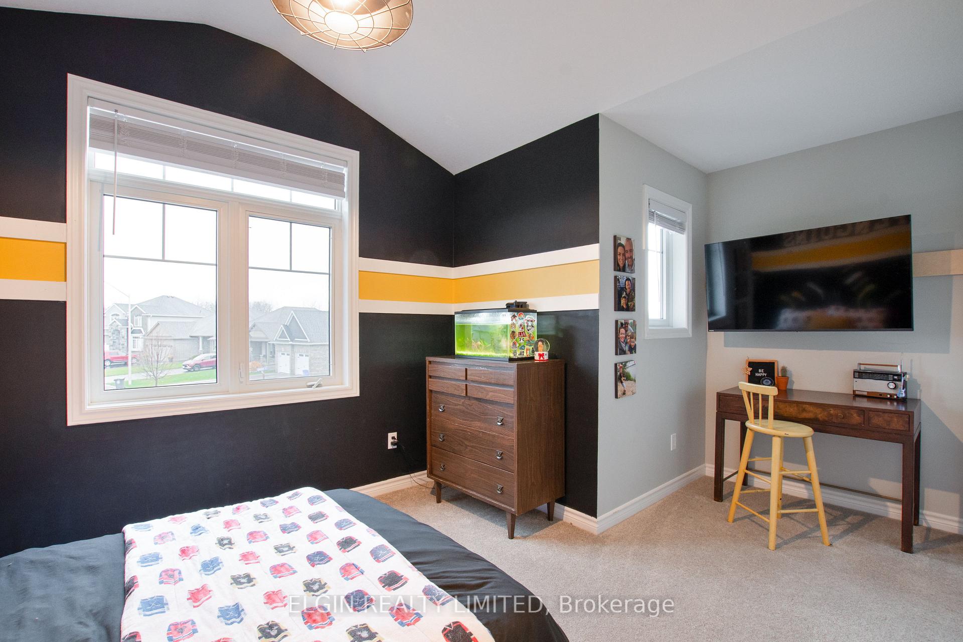Photo 27 of 184 Emery Street, Central Elgin, Rural Central Elgin — HOMEH