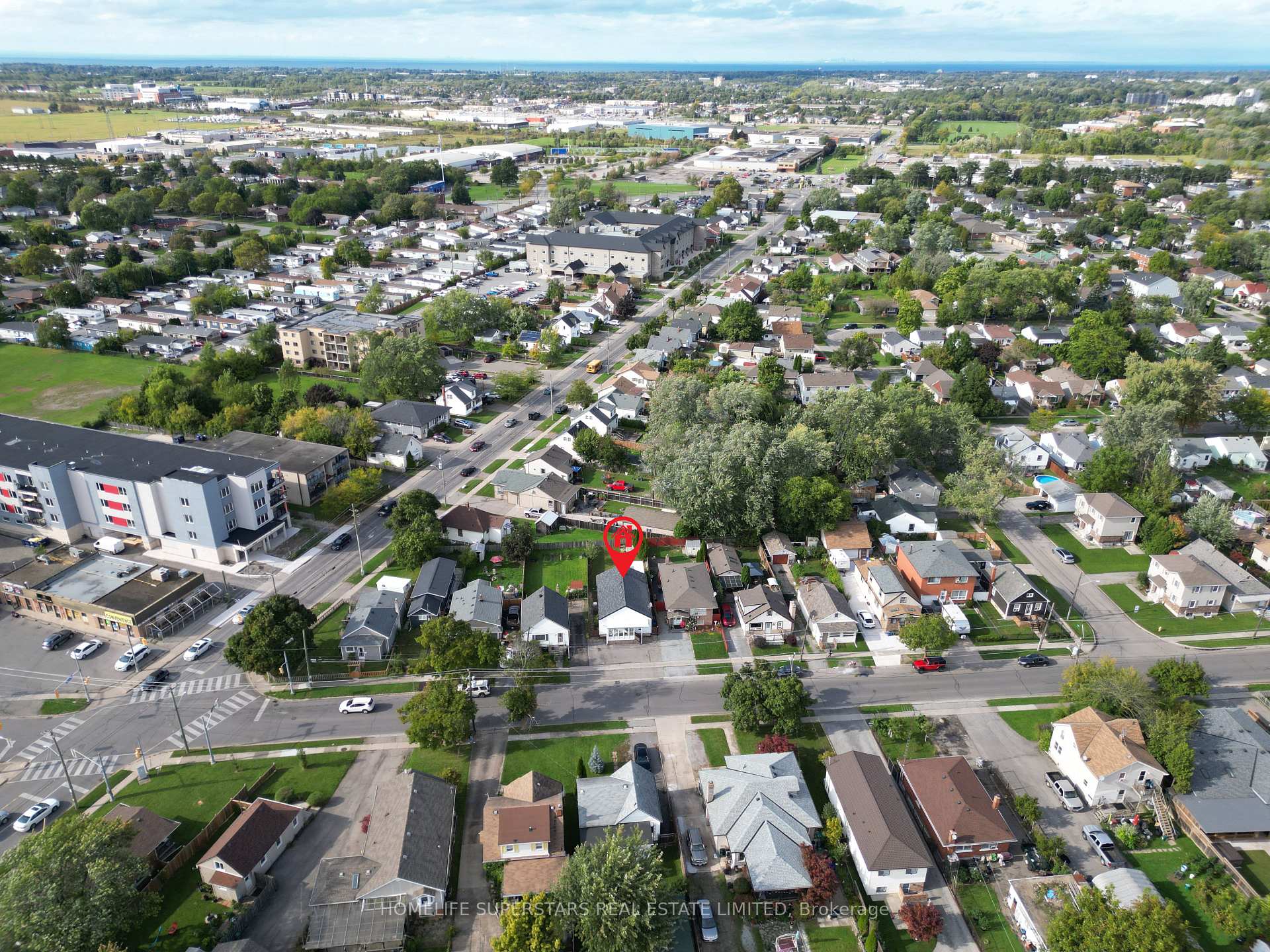 Photo 4 of 112 Rykert Street, St. Catharines, Western Hill — HOMEH
