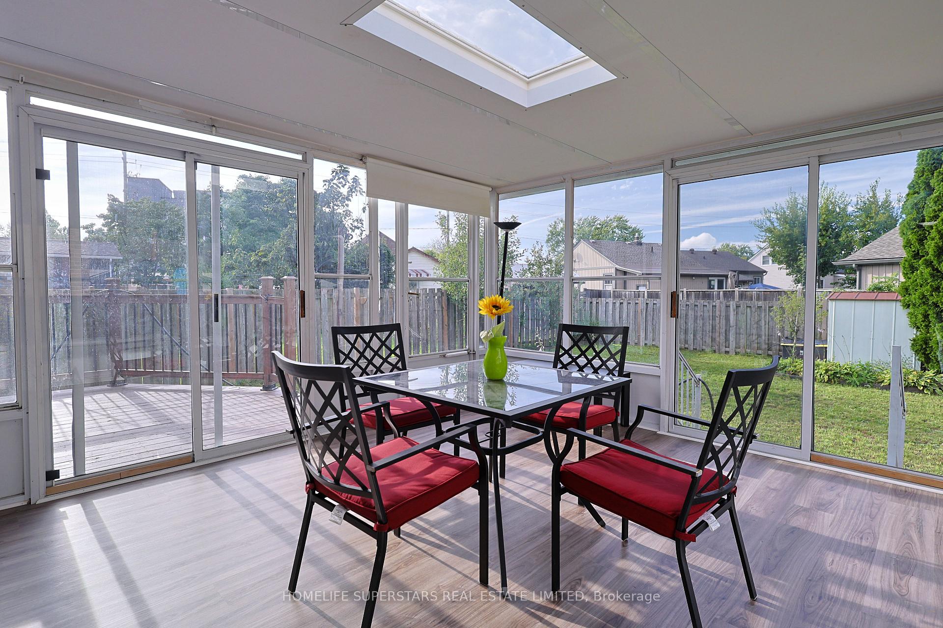 Photo 9 of 112 Rykert Street, St. Catharines, Western Hill — HOMEH