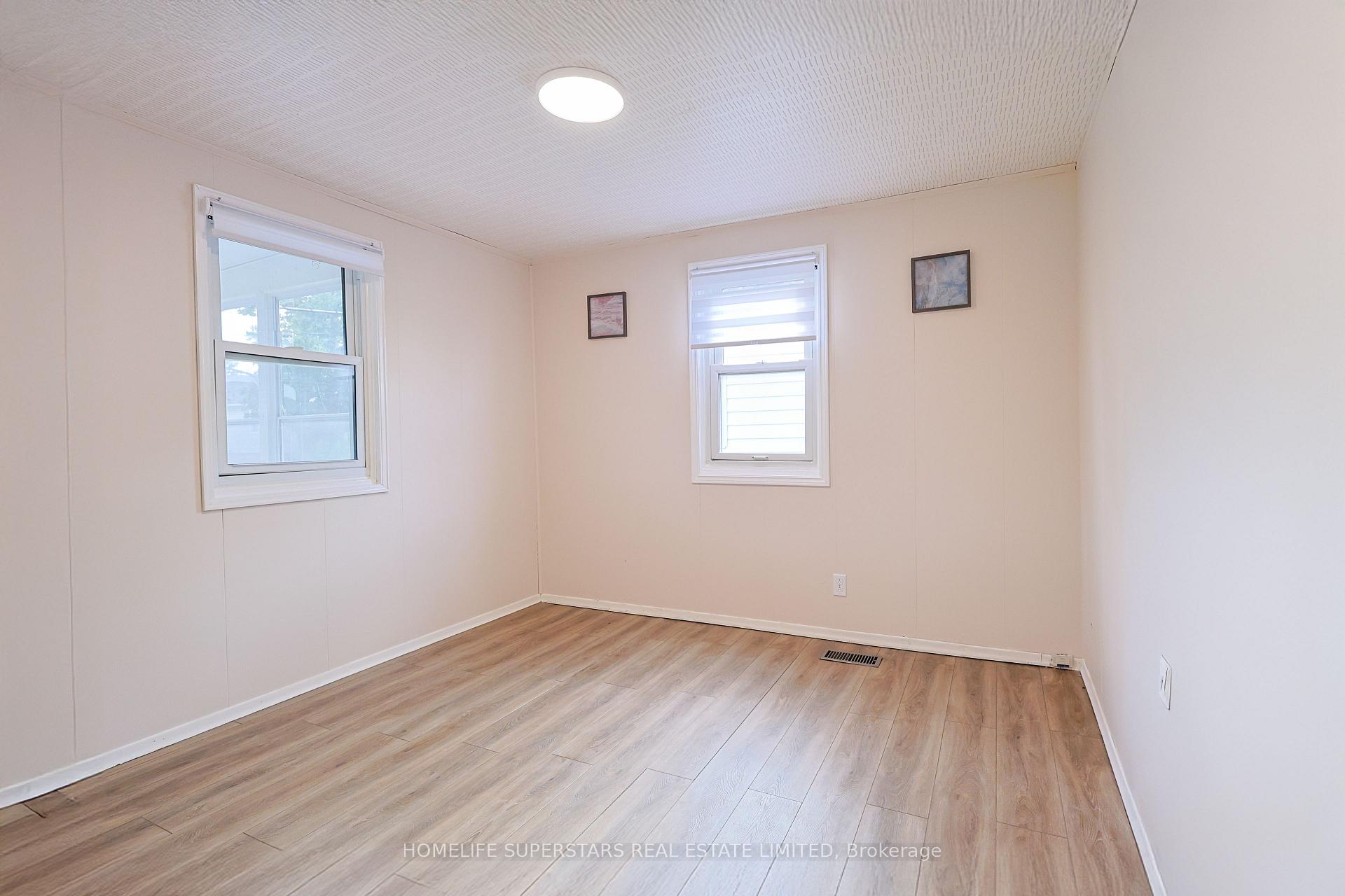 Photo 17 of 112 Rykert Street, St. Catharines, Western Hill — HOMEH