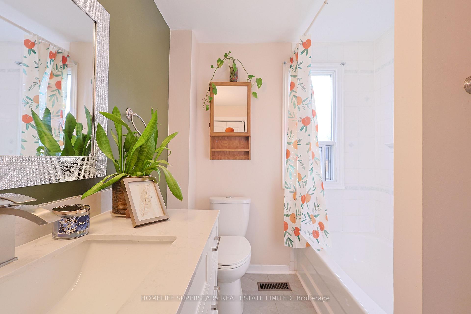 Photo 24 of 112 Rykert Street, St. Catharines, Western Hill — HOMEH