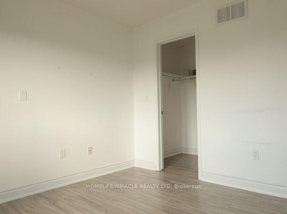 Photo 15 of Unit Main, 3 Tanvalley Drive, Brampton, Fletcher's Meadow — HOMEH