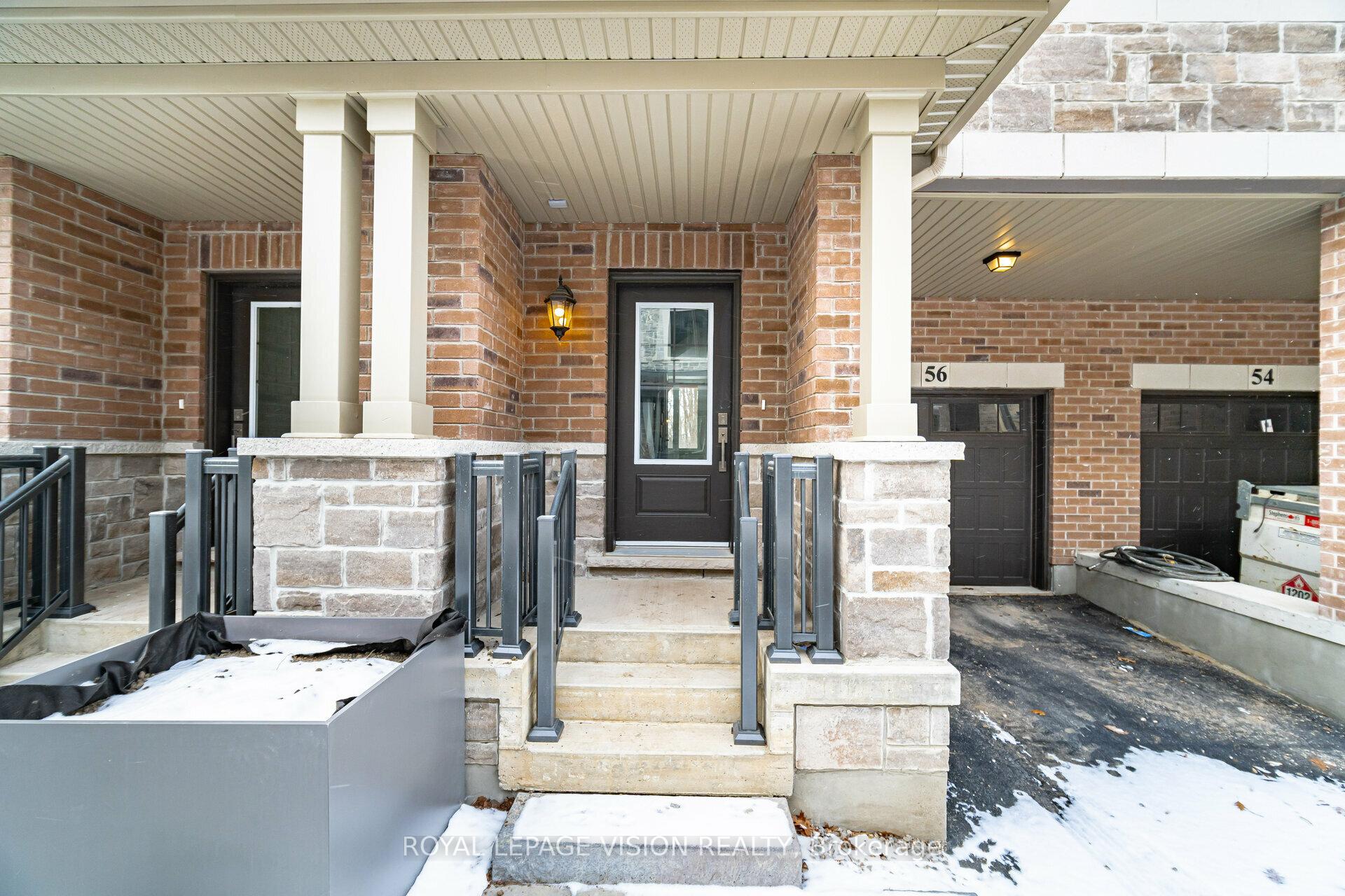 Photo 4 of 56 Folcroft Street, Brampton, Credit Valley — HOMEH