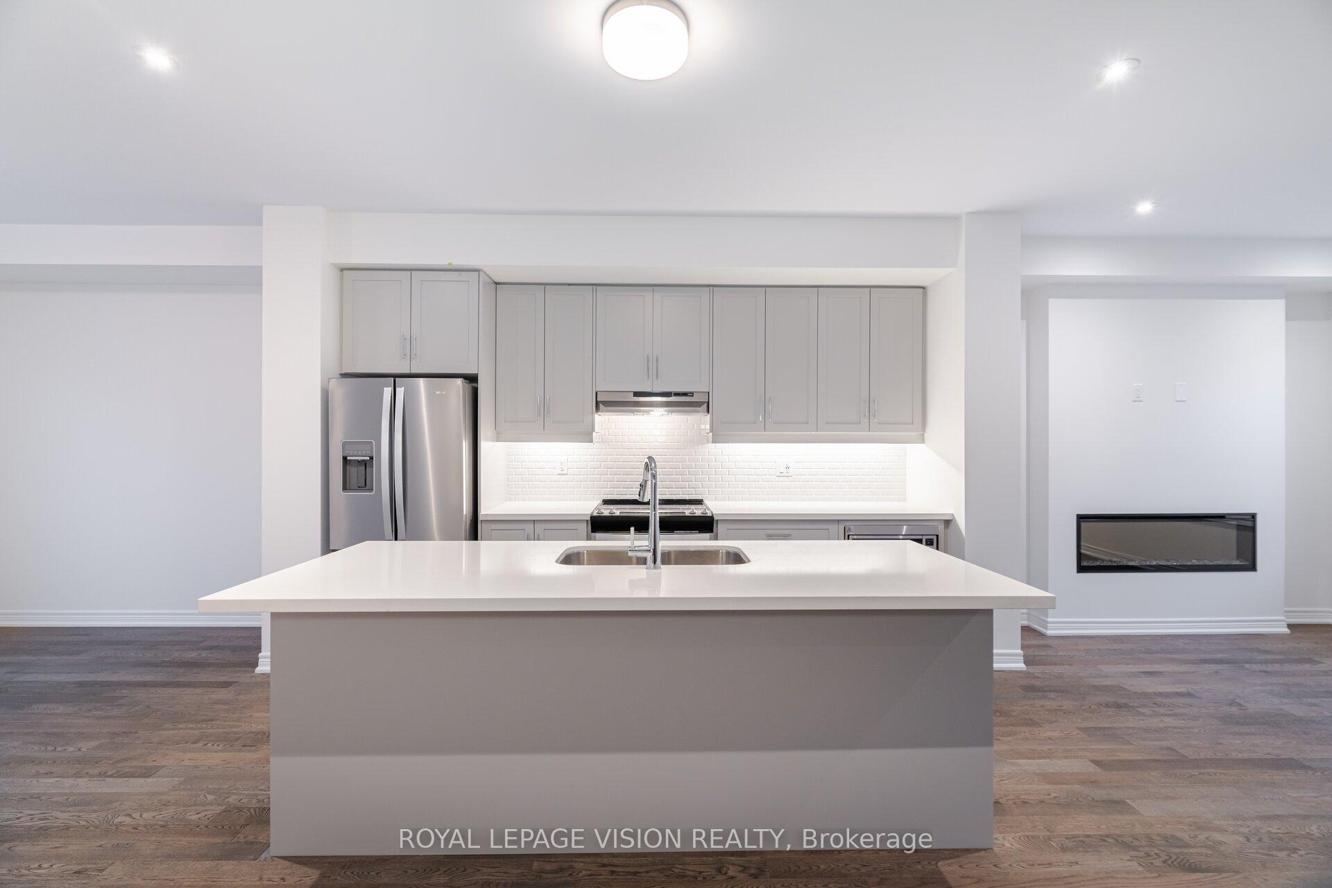 Photo 9 of 56 Folcroft Street, Brampton, Credit Valley — HOMEH