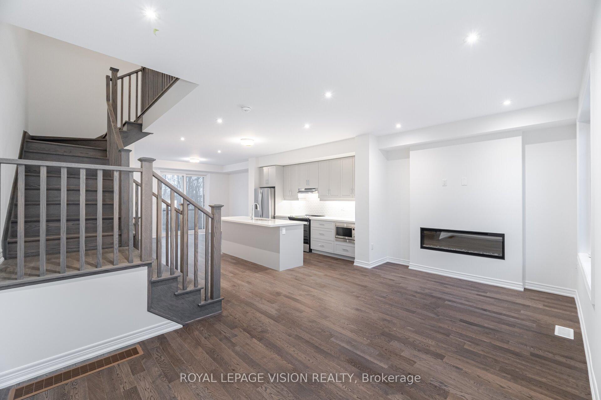 Photo 13 of 56 Folcroft Street, Brampton, Credit Valley — HOMEH