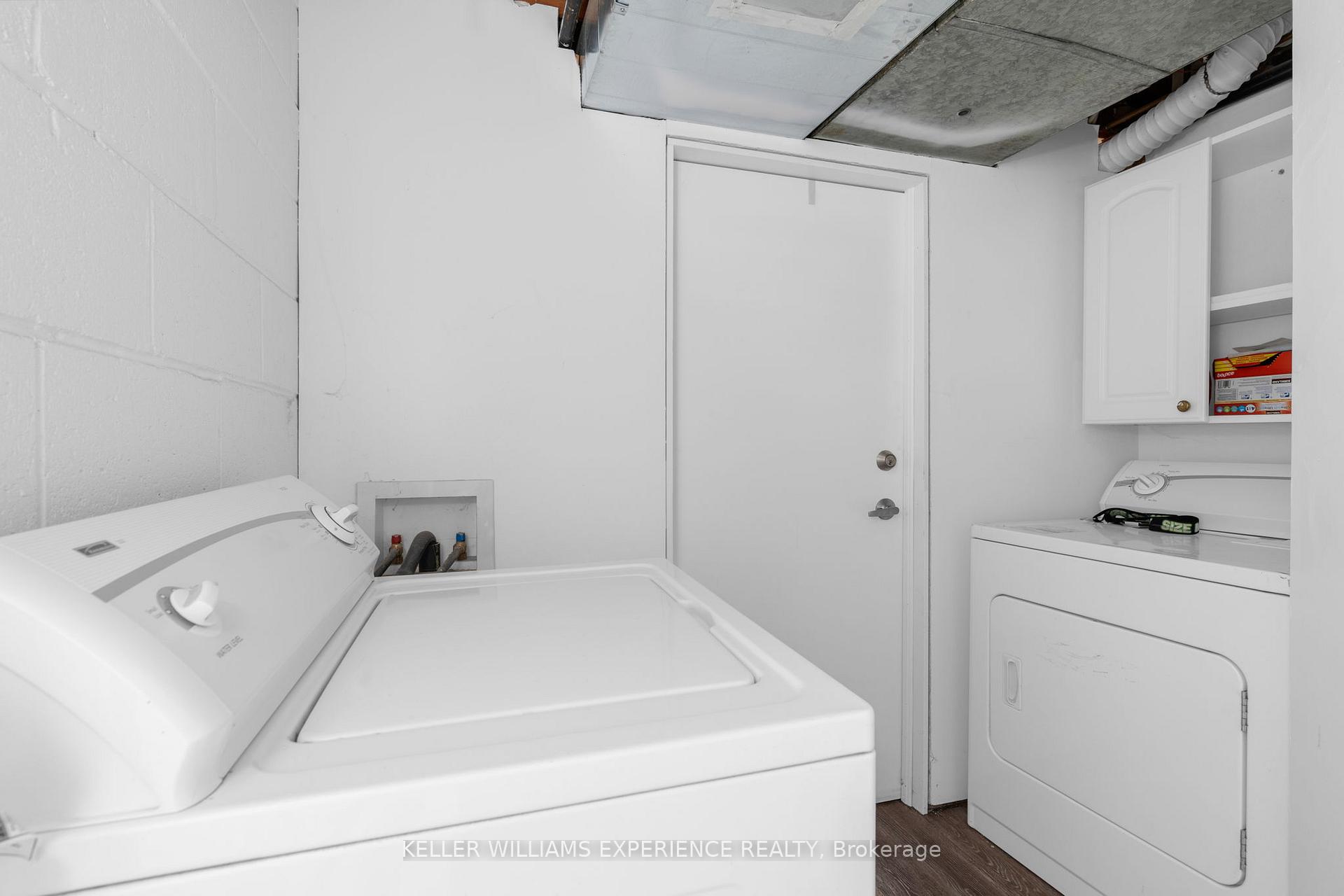 Photo 13 of Unit Unit 1, 29 Parkdale Crescent, Barrie, Wellington — HOMEH