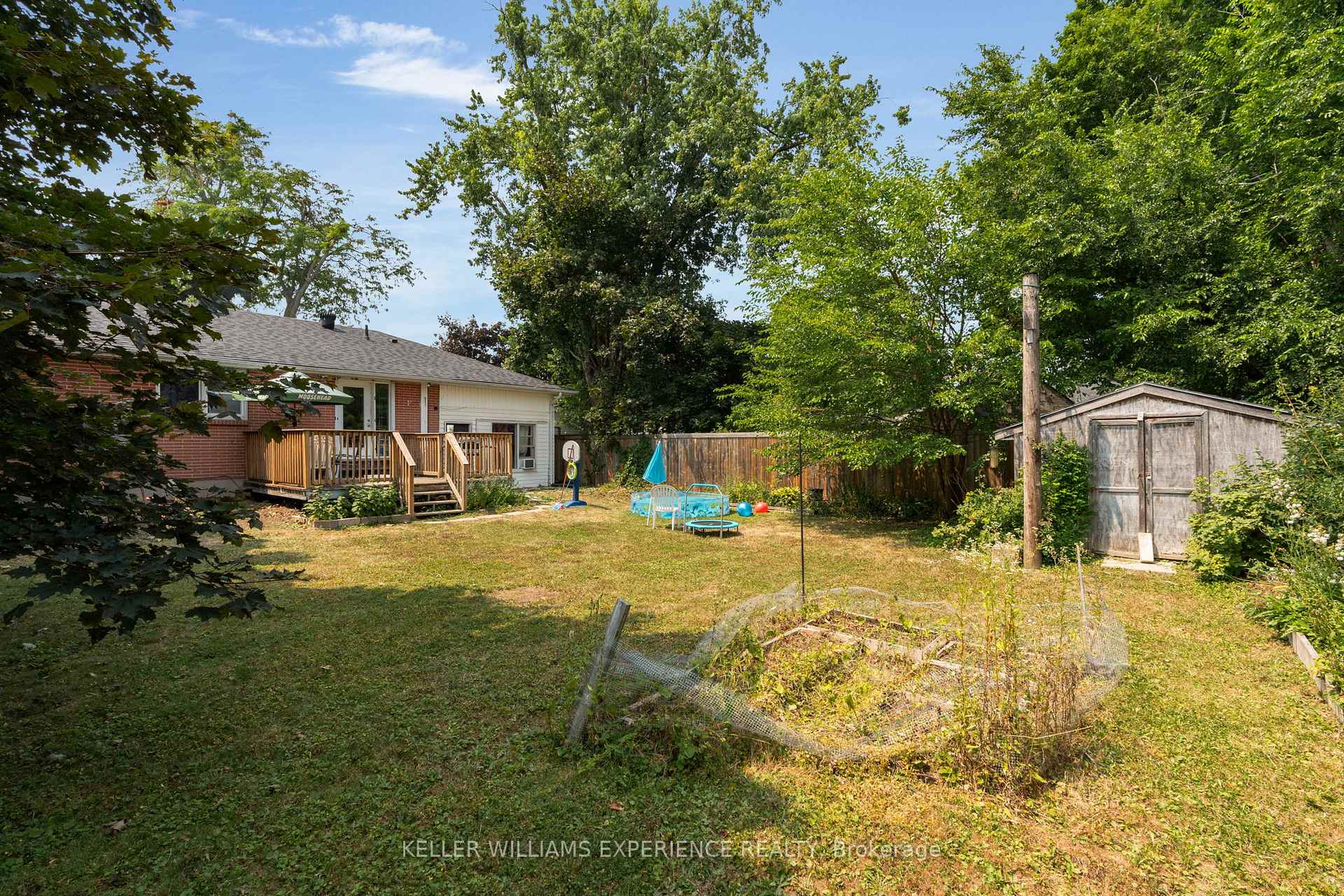 Photo 15 of Unit Unit 1, 29 Parkdale Crescent, Barrie, Wellington — HOMEH