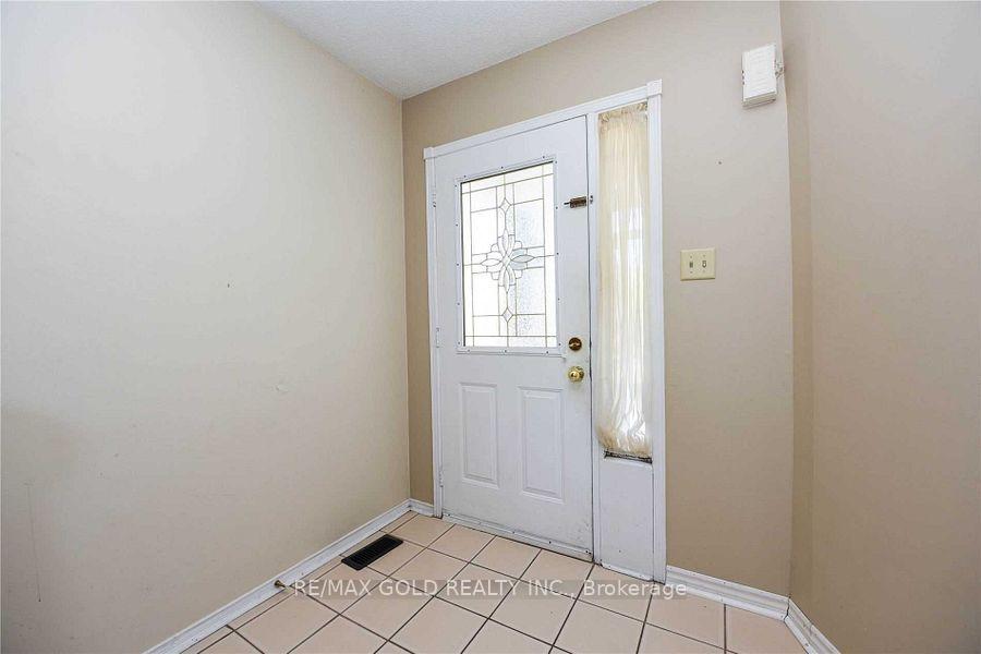 Photo 11 of 59 Meadowlark Drive, Brampton, Fletcher's Creek South — HOMEH