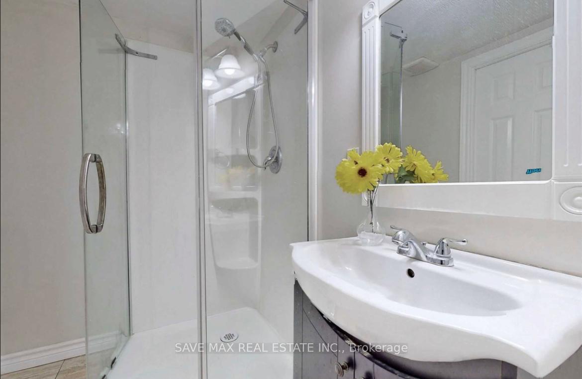Photo 8 of 10 Greenhills Square, Brampton, Northgate — HOMEH