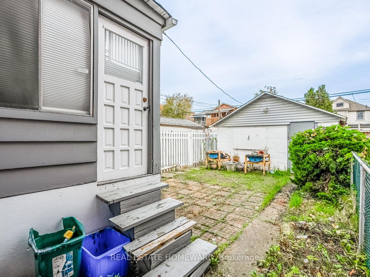 Photo 35 of 34 Fairview Avenue, Hamilton, Crown Point — HOMEH