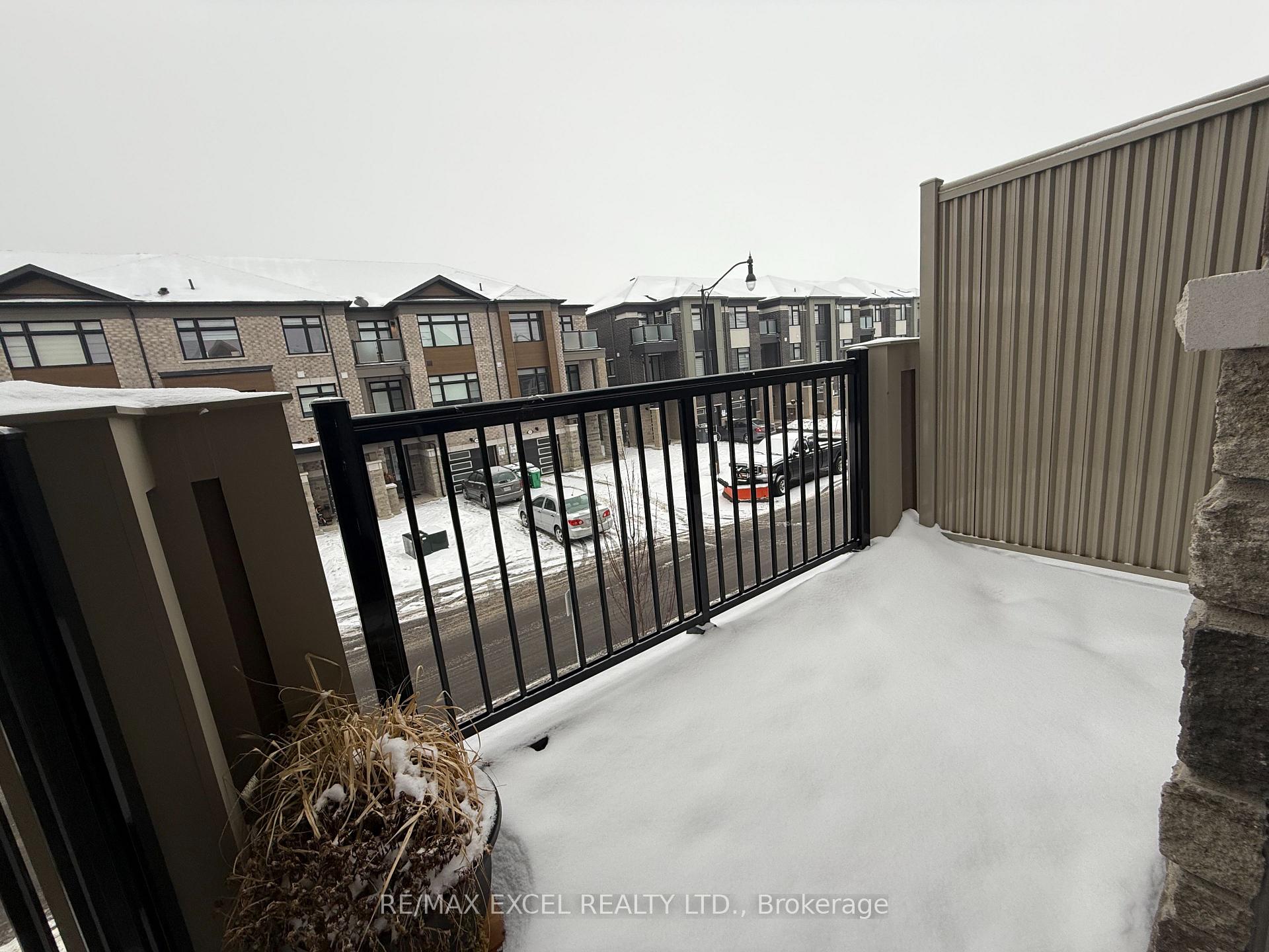 Photo 11 of 155 Keppel Circle, Brampton, Northwest Brampton — HOMEH