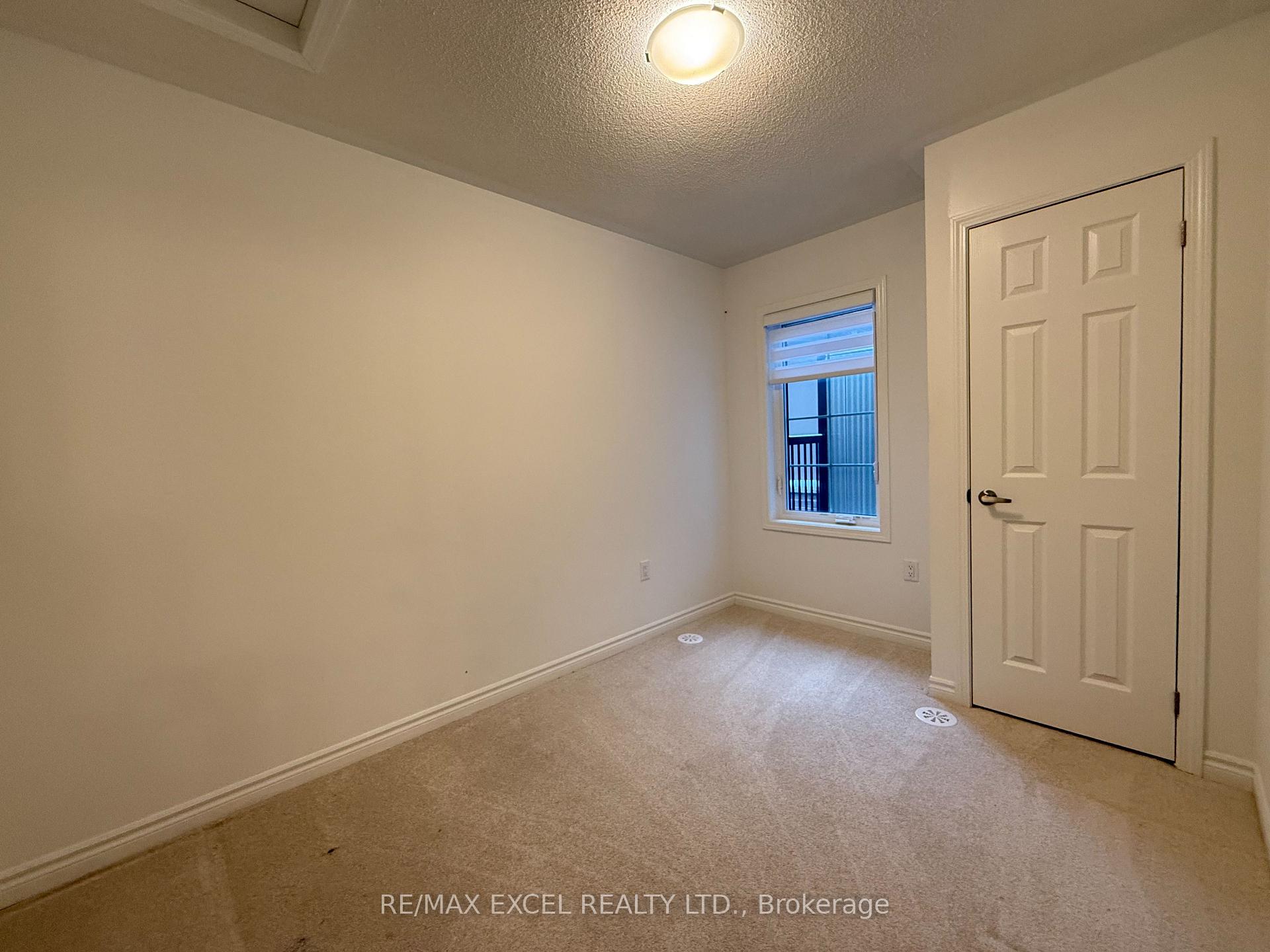 Photo 16 of 155 Keppel Circle, Brampton, Northwest Brampton — HOMEH