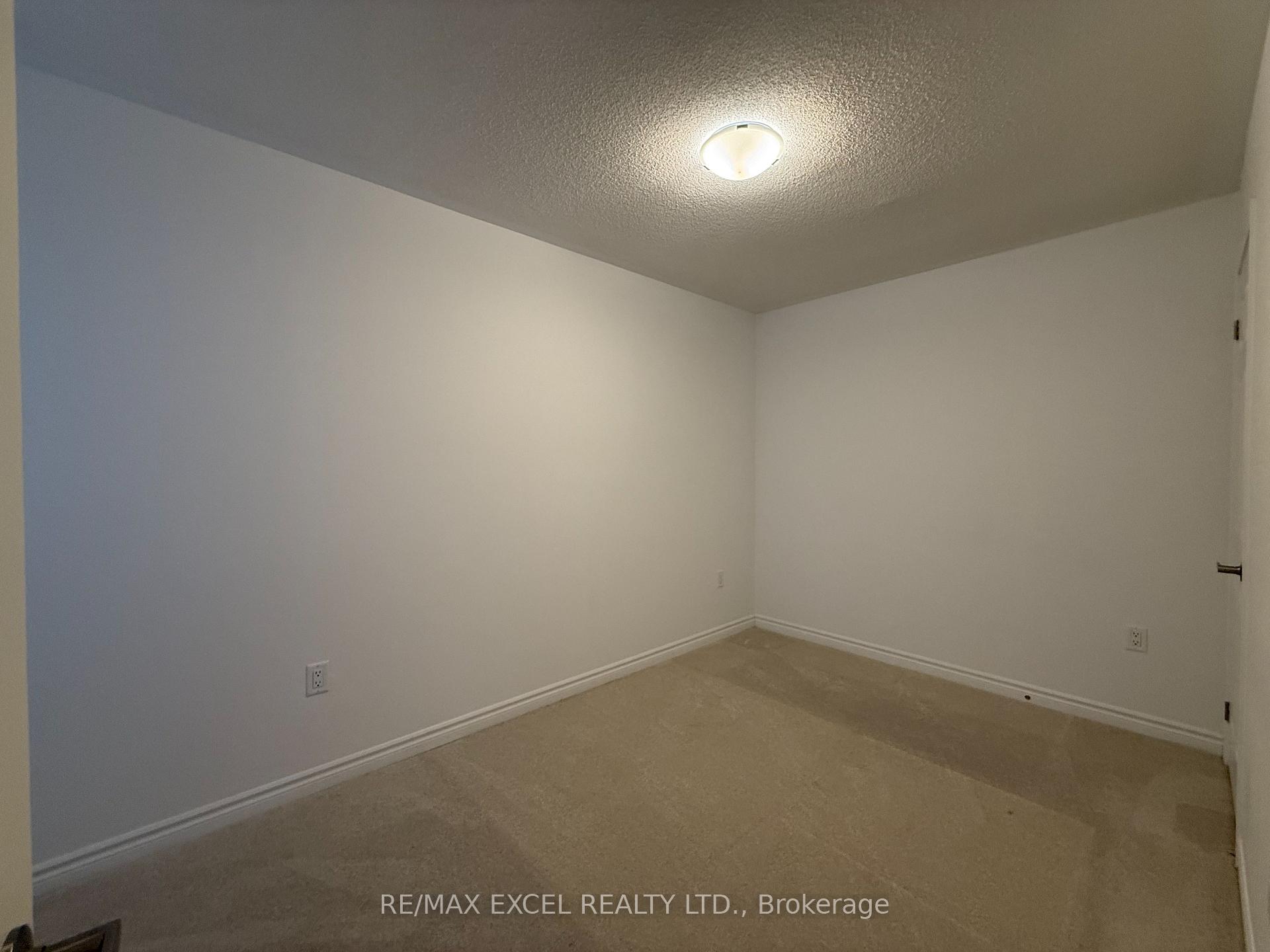Photo 17 of 155 Keppel Circle, Brampton, Northwest Brampton — HOMEH