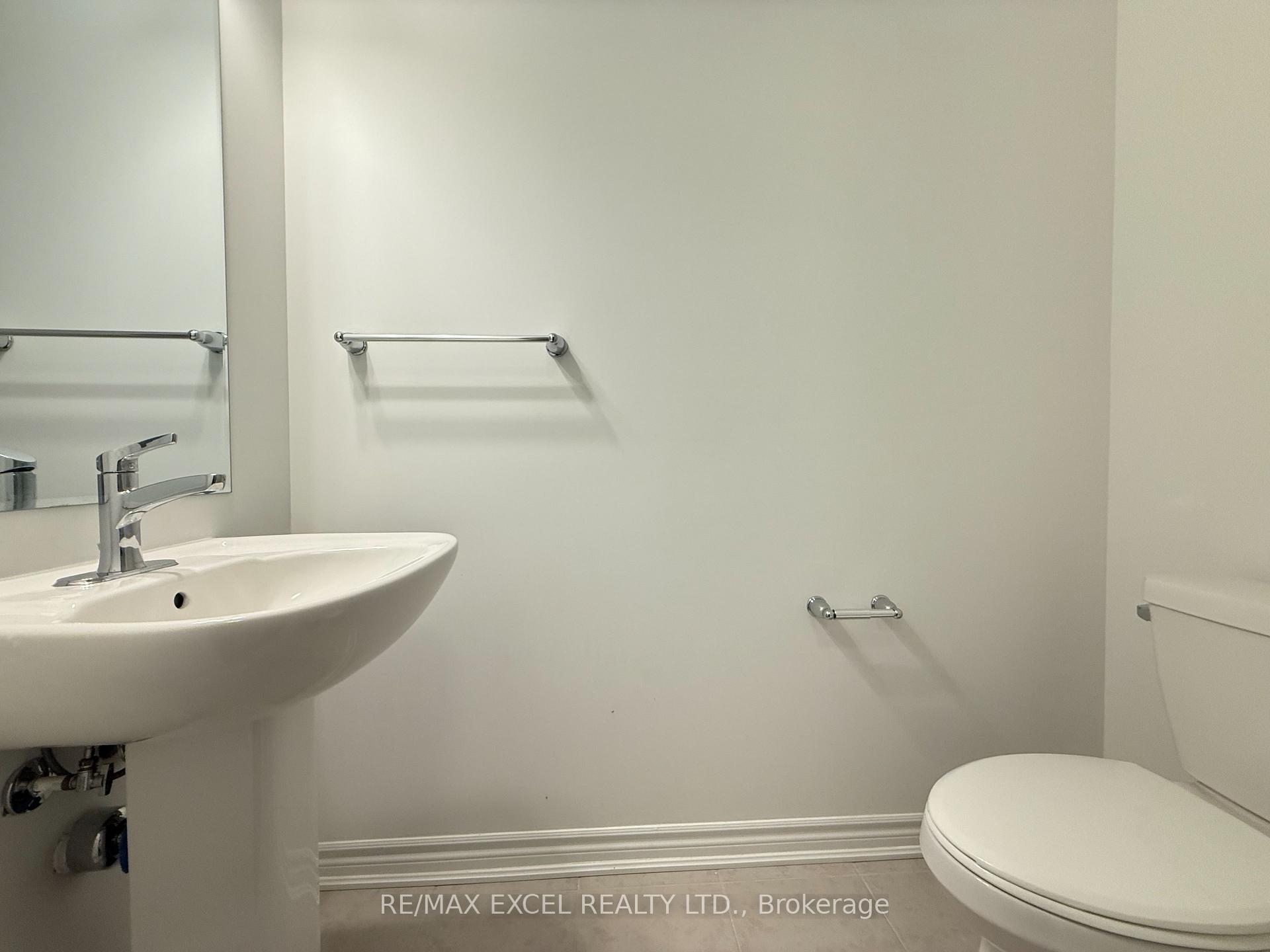 Photo 23 of 155 Keppel Circle, Brampton, Northwest Brampton — HOMEH