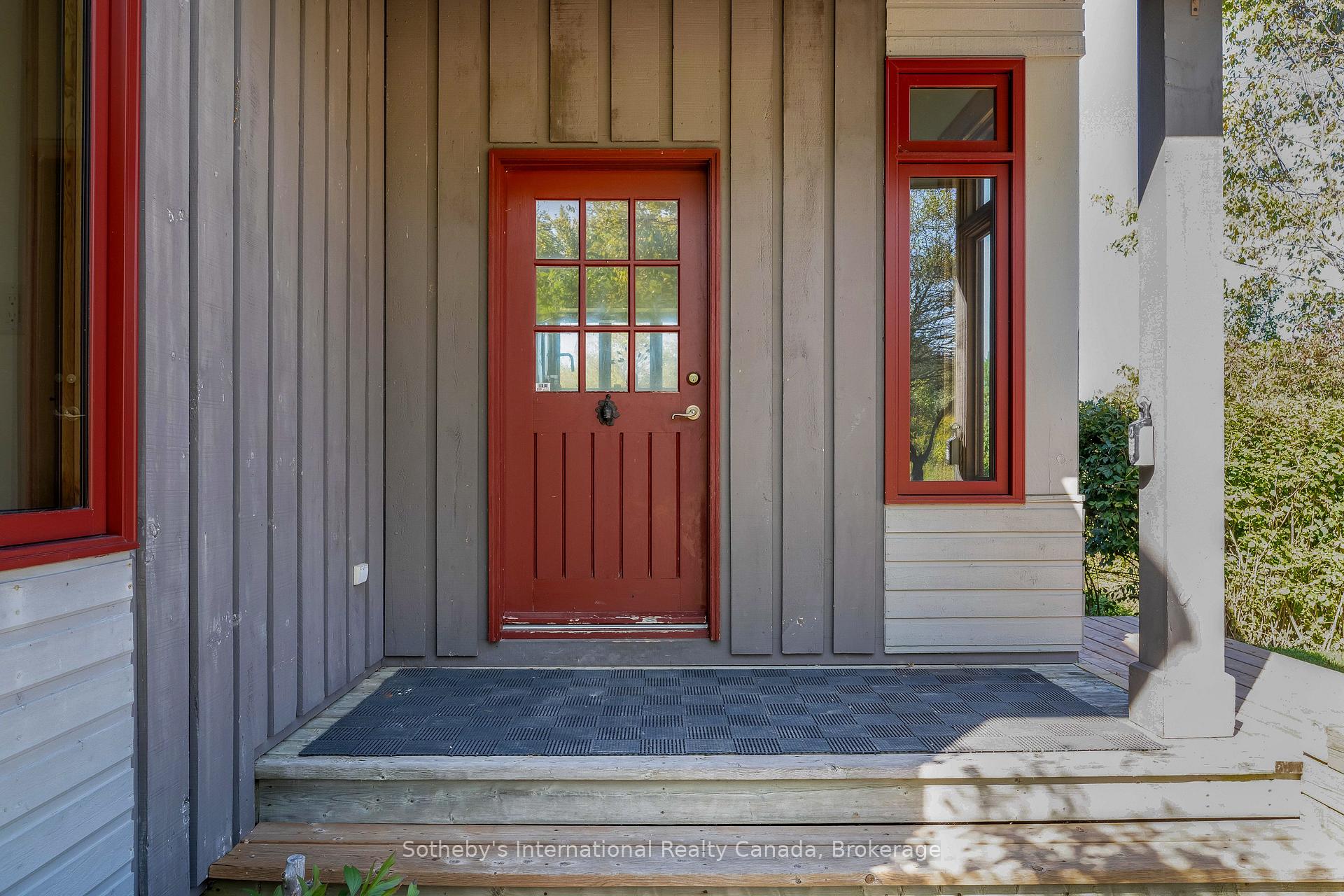 Photo 3 of 797462 East Back Line, Chatsworth — HOMEH