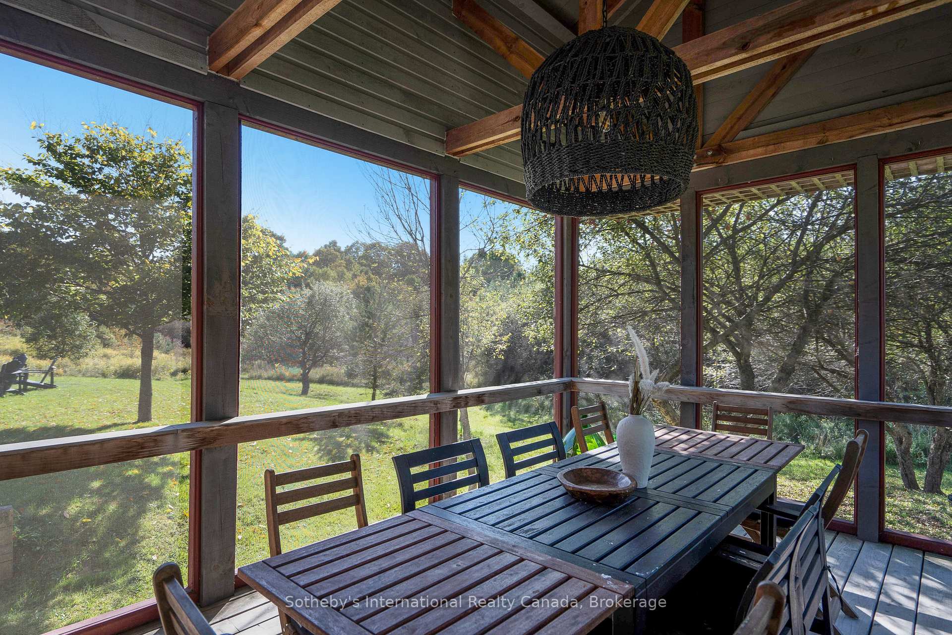 Photo 20 of 797462 East Back Line, Chatsworth — HOMEH